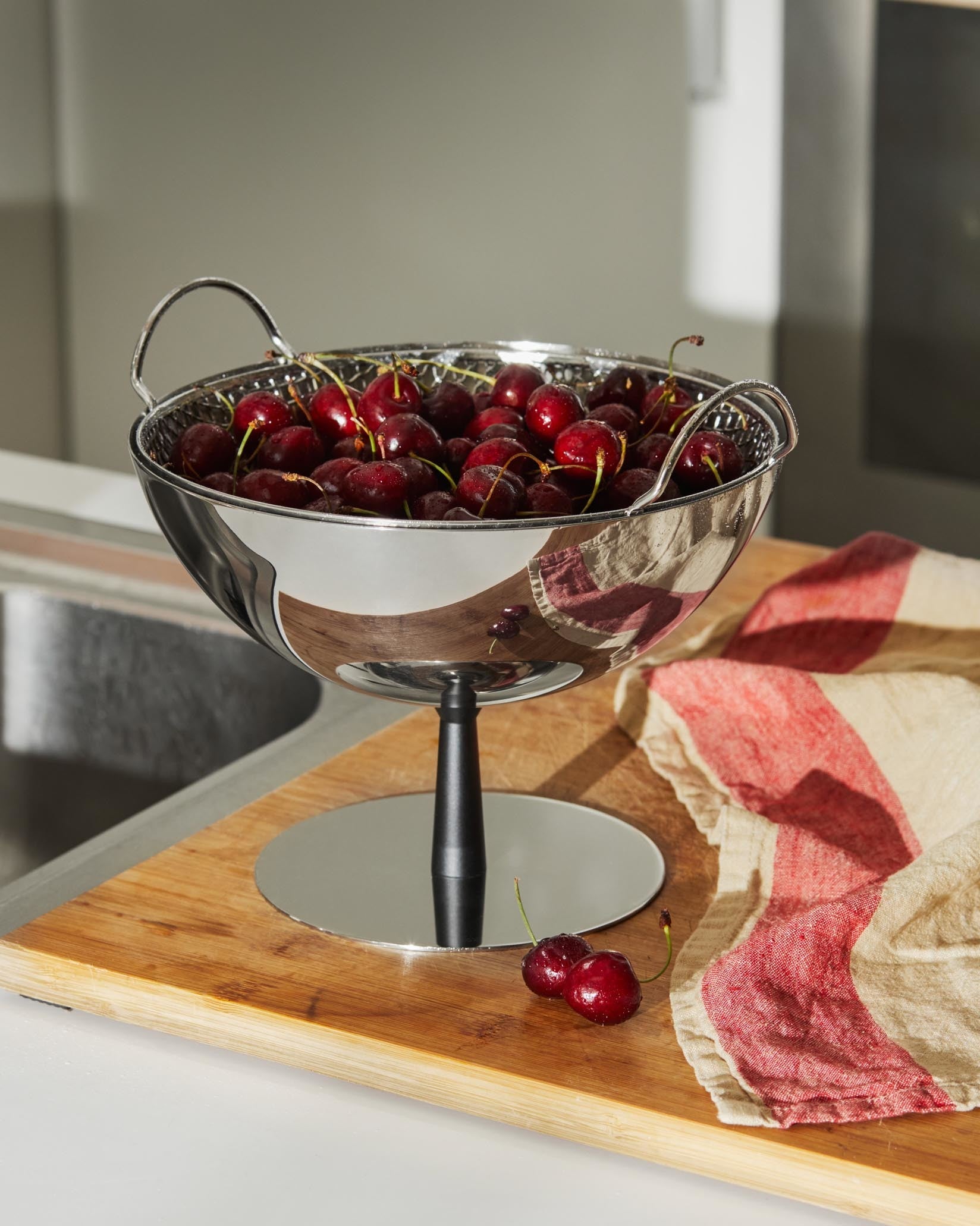 Alessi AC04 Fruit Bowl Colander