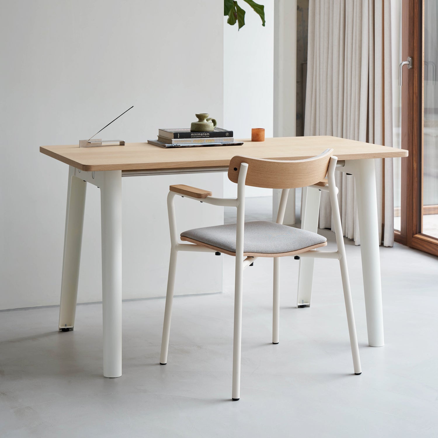 Tiptoe New Modern Desk - Eco-Certified Wood