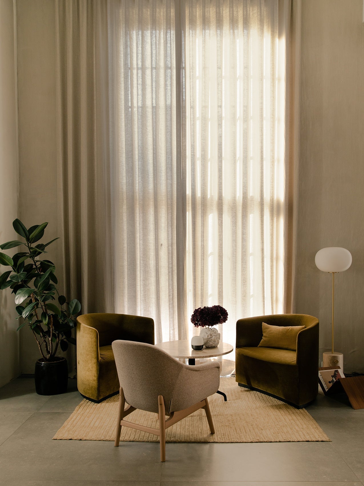 Audo Harbour Column Lounge Table