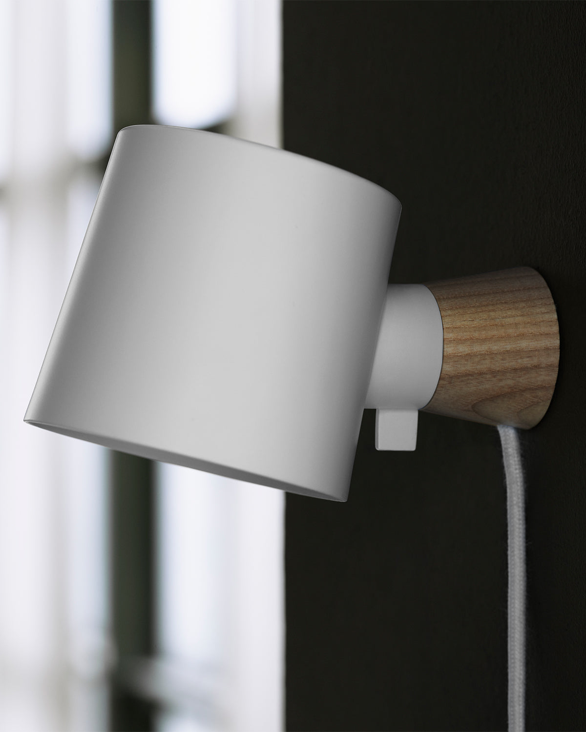 Normann Copenhagen Rise Wall Lamp