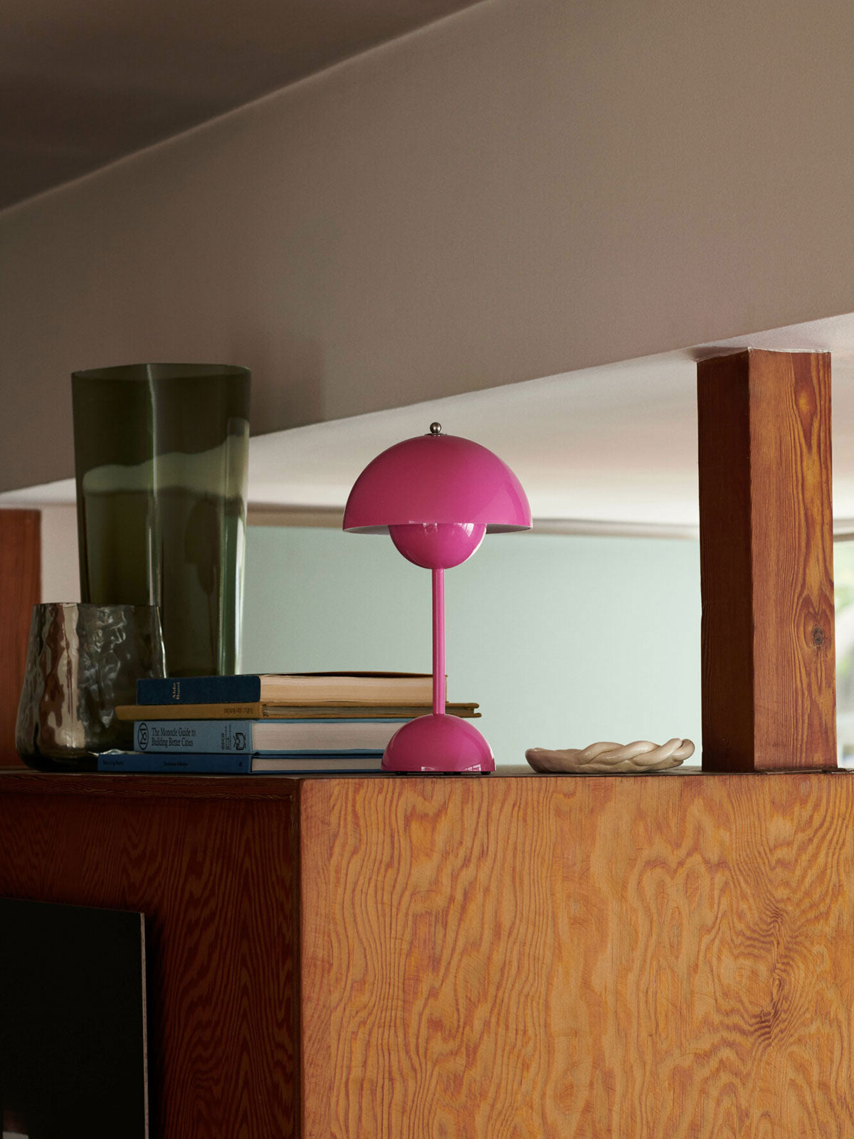 &Tradition Flowerpot VP9 Portable Lamp