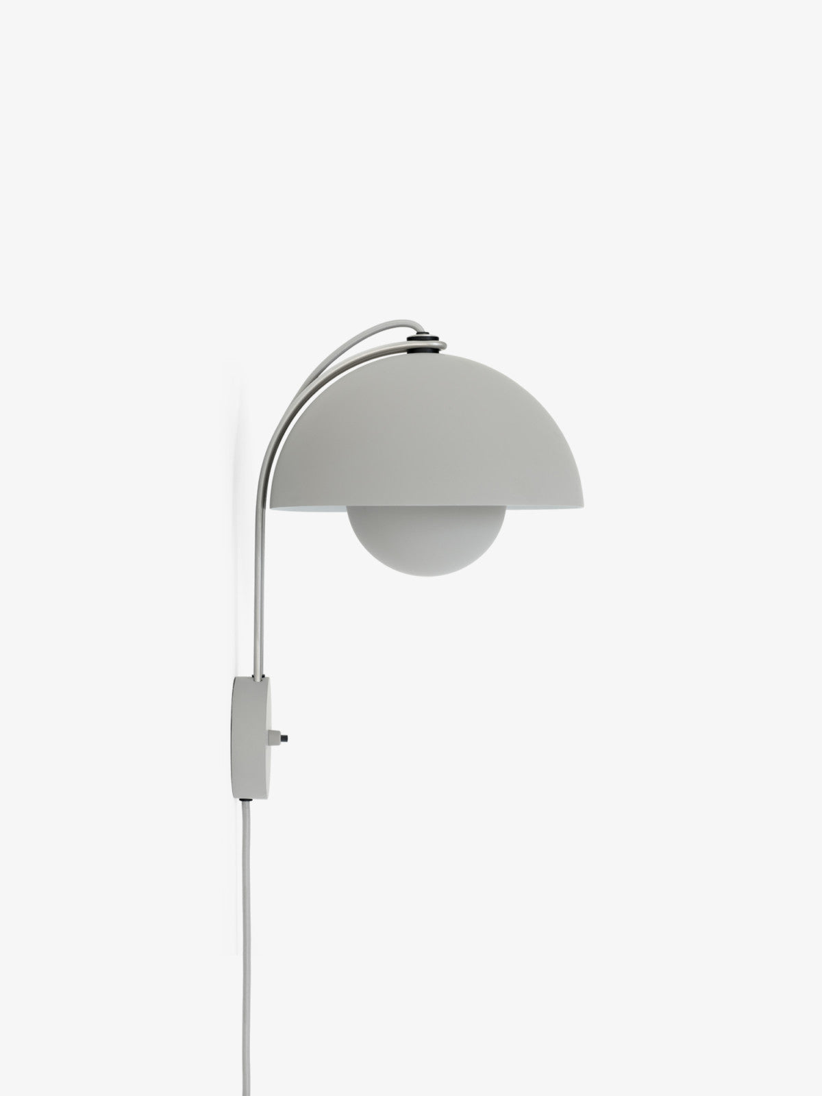 &Tradition Flowerpot VP8 Wall Lamp