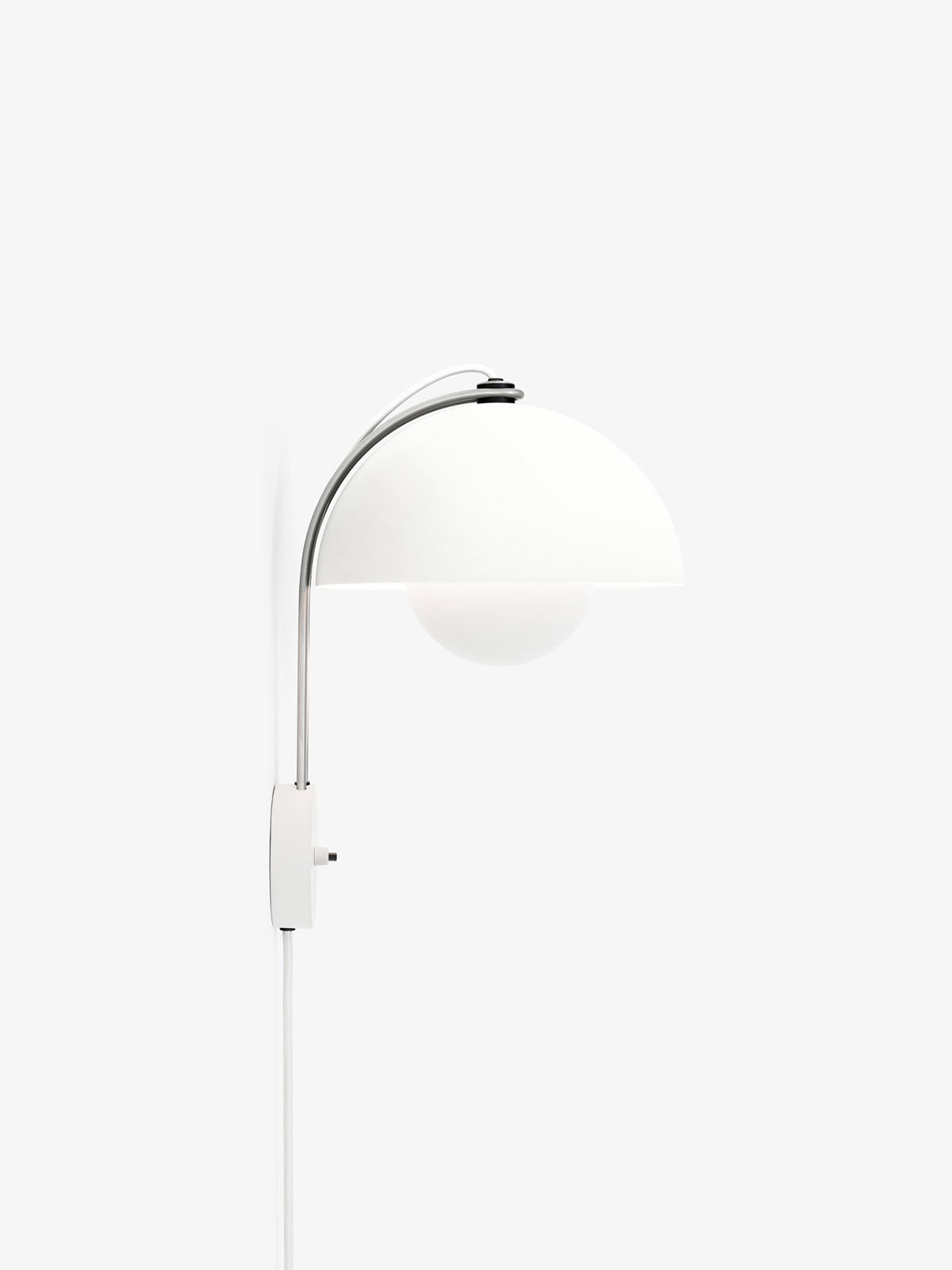 &Tradition Flowerpot VP8 Wall Lamp