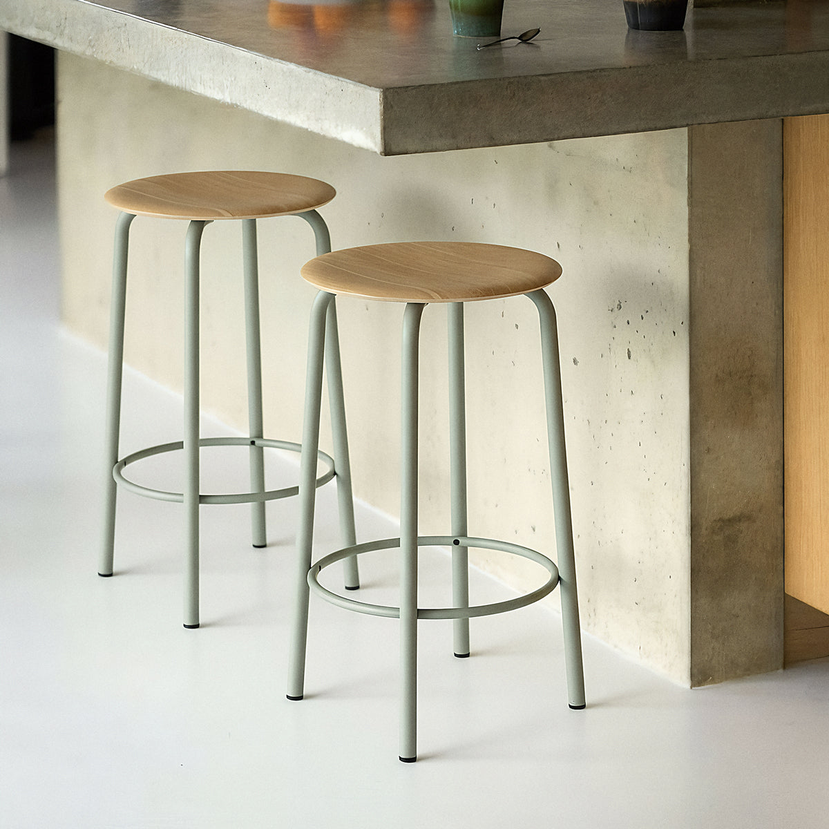 TIPTOE SSD Bar Stool - Eco-Certified Wood