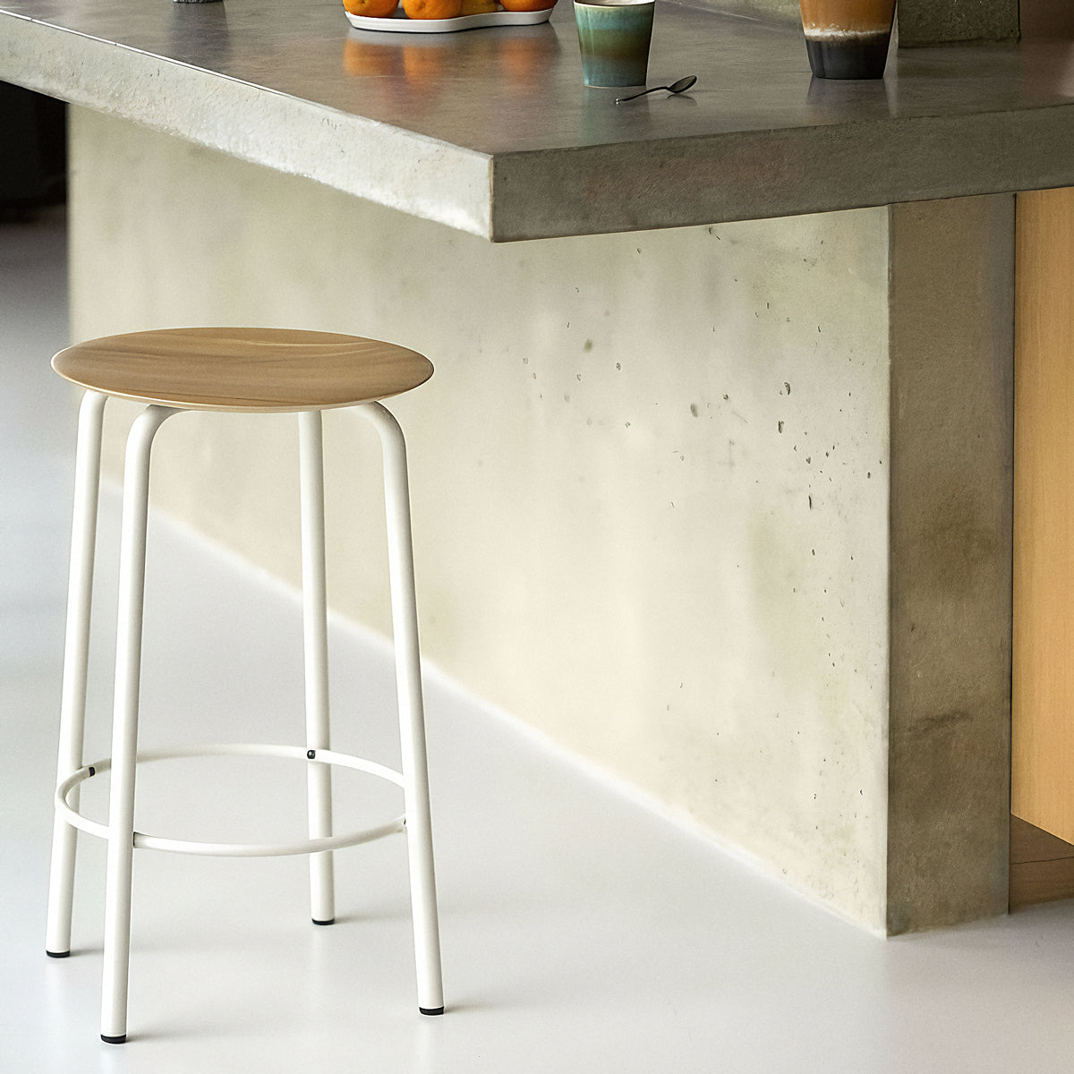 TIPTOE SSD Bar Stool - Eco-Certified Wood