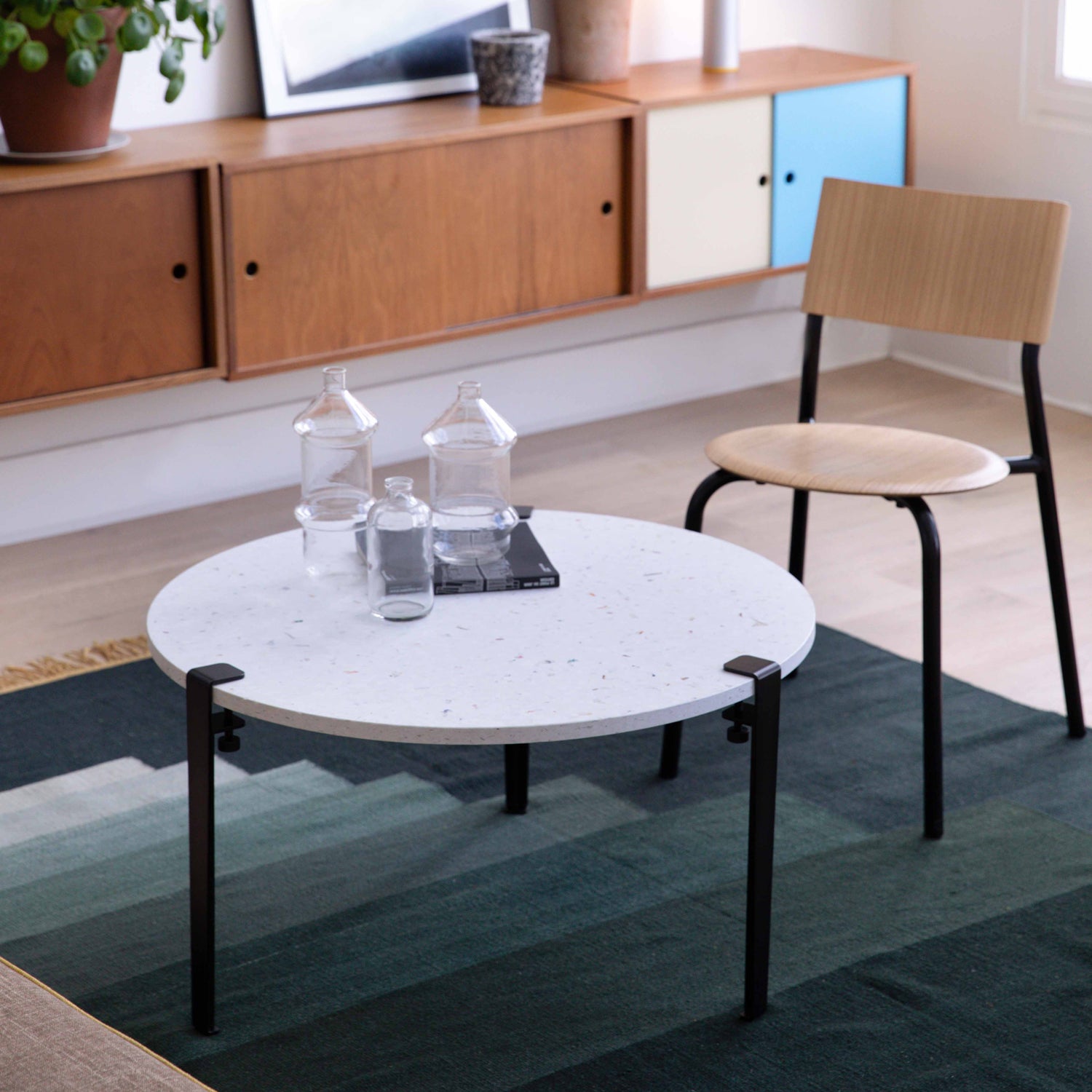 TIPTOE Round Coffee Table Diameter 80cm - Venezia Recycled Plastic