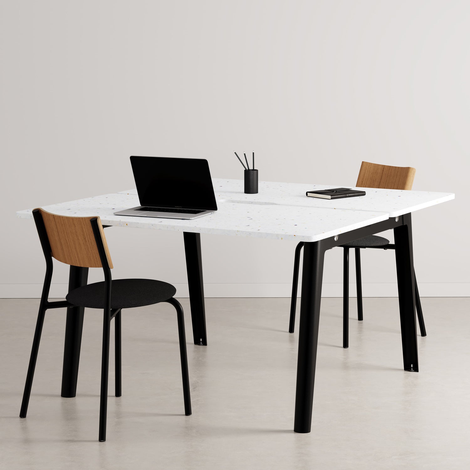 TIPTOE NEW MODERN 2-Seater Workbench - Venezia Recycled Plastic