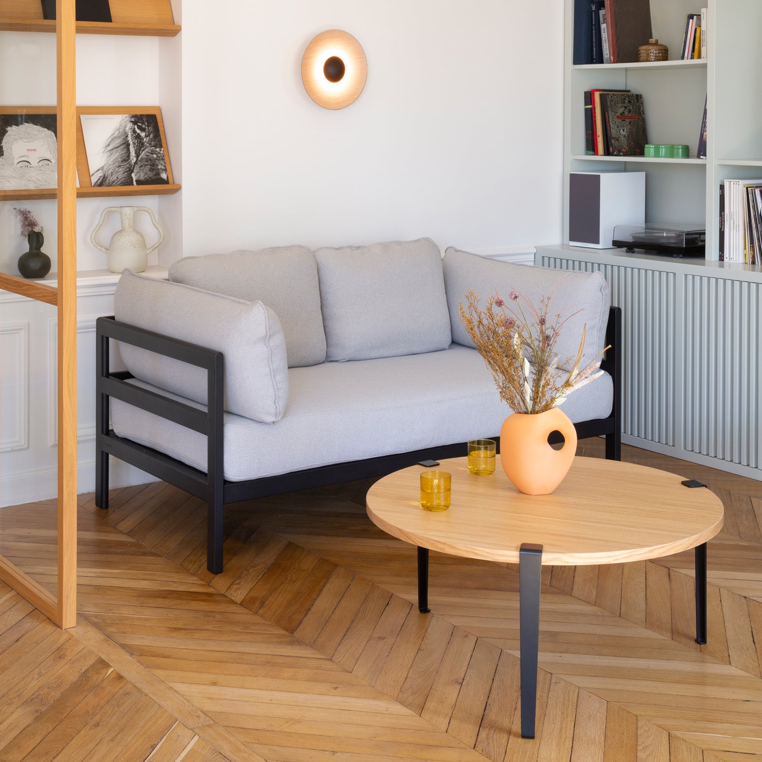 TIPTOE Round Coffee Table Diameter 90cm - Solid Oak