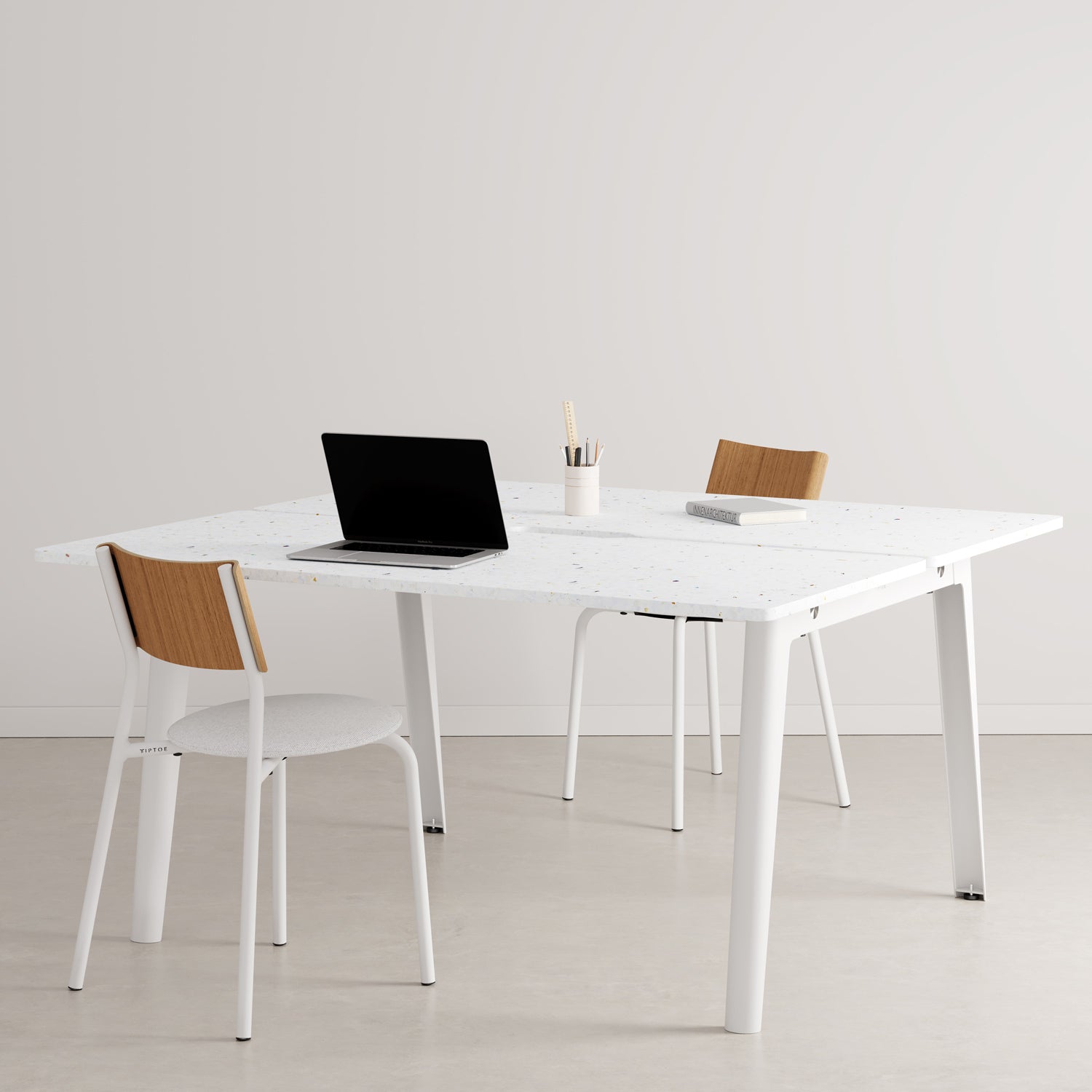 TIPTOE NEW MODERN 2-Seater Workbench - Venezia Recycled Plastic