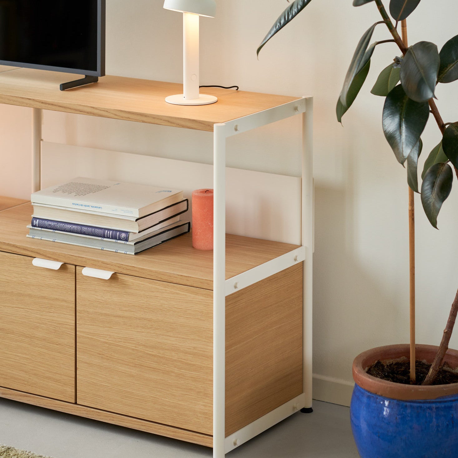 TIPTOE UNIT shelf - H75 to 85 x W164cm - eco-certified wood