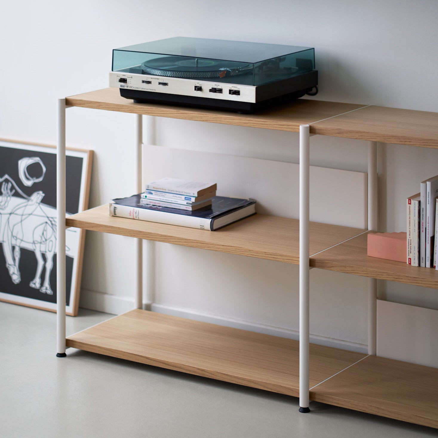 TIPTOE UNIT shelf - H75 to 85 x W164cm - eco-certified wood