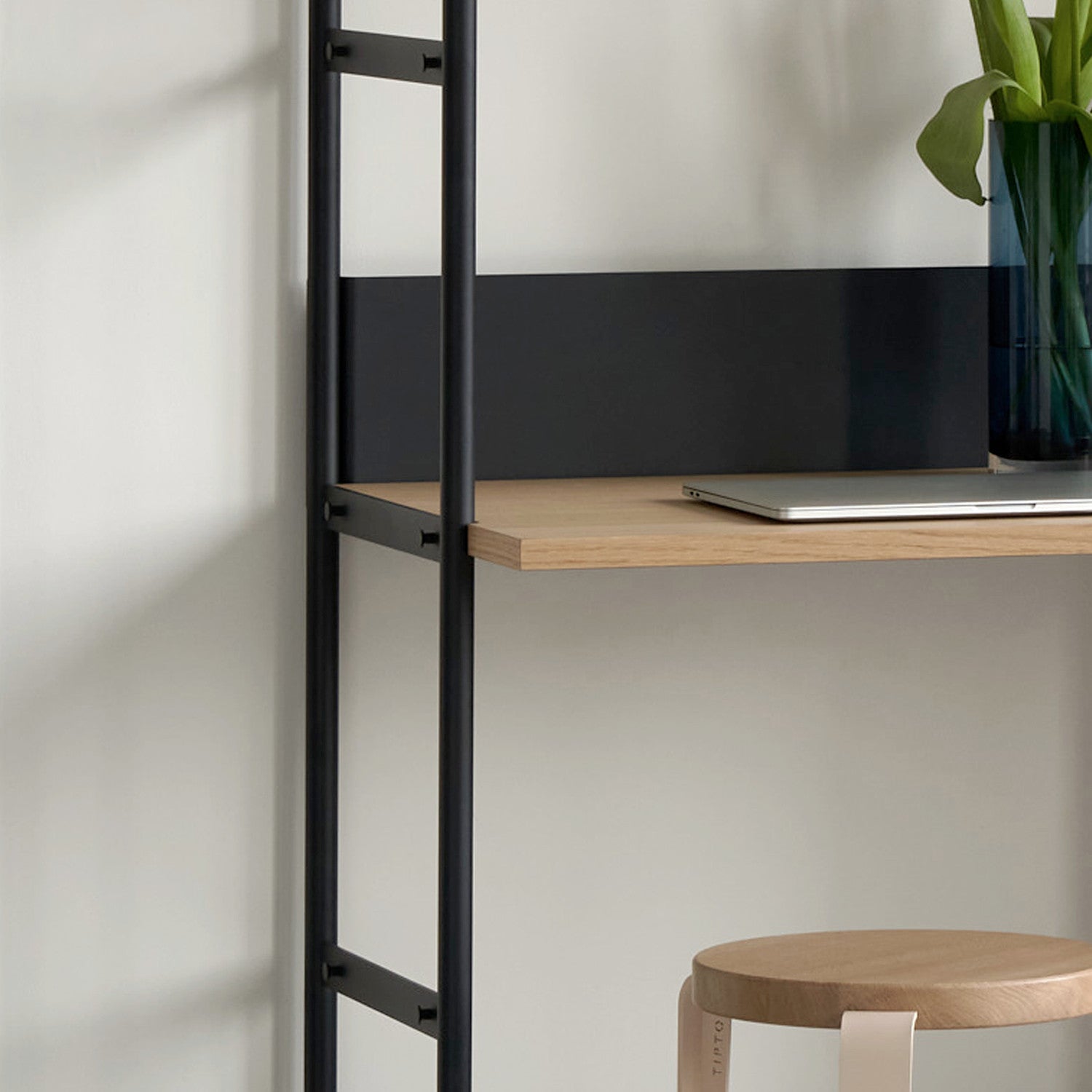 TIPTOE UNIT desk shelf - H180 to 215 x W84cm - eco-certified wood