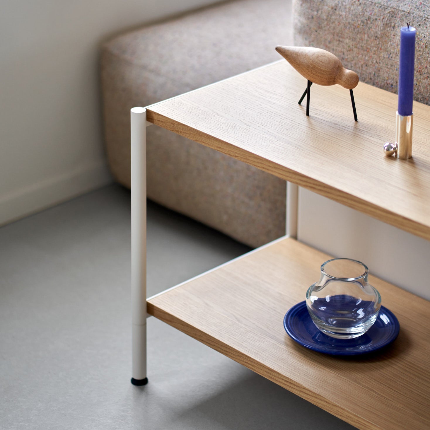 TIPTOE UNIT shelf - H40 to 50 x W164cm - eco-certified wood