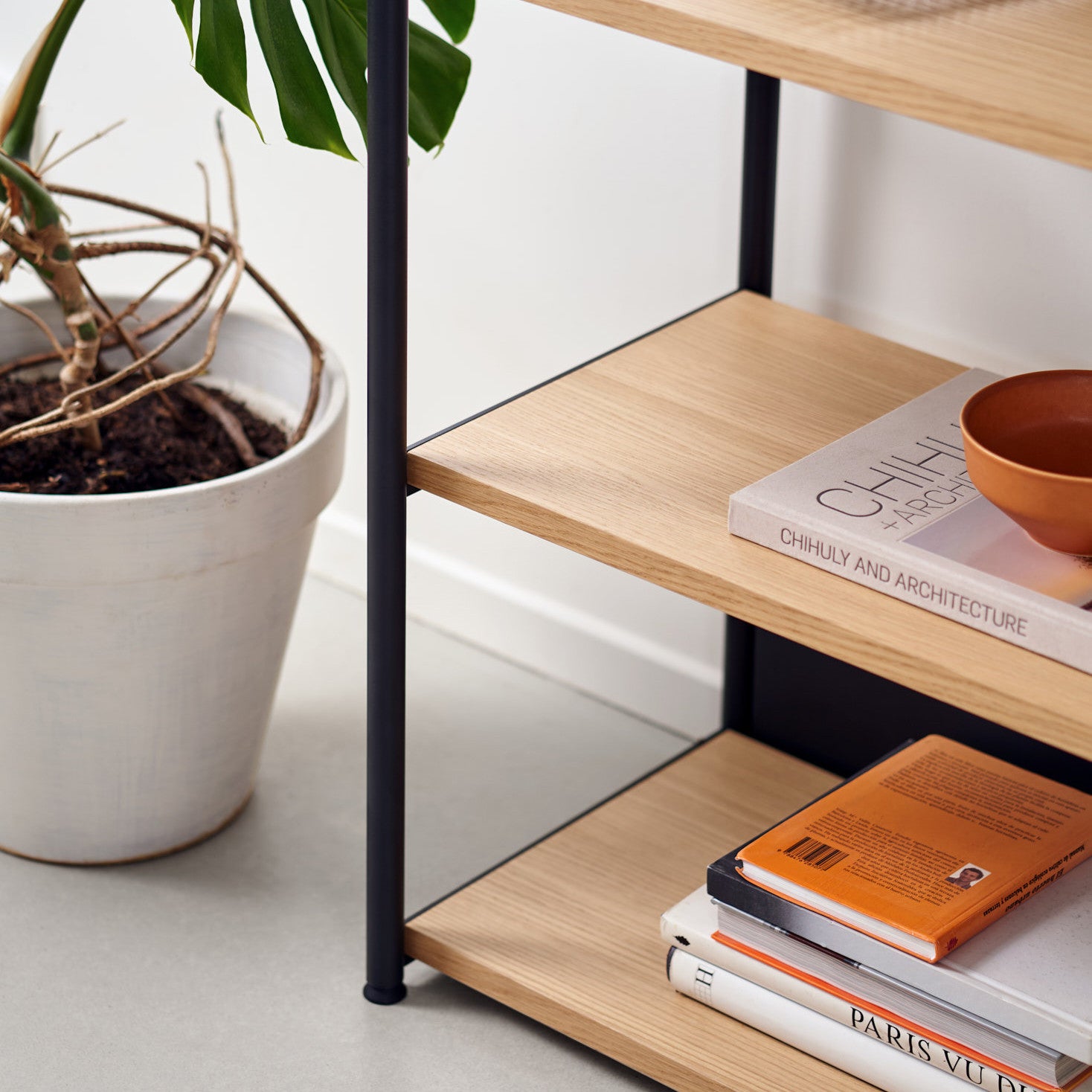 TIPTOE UNIT shelf - H75 to 85 x W164cm - eco-certified wood