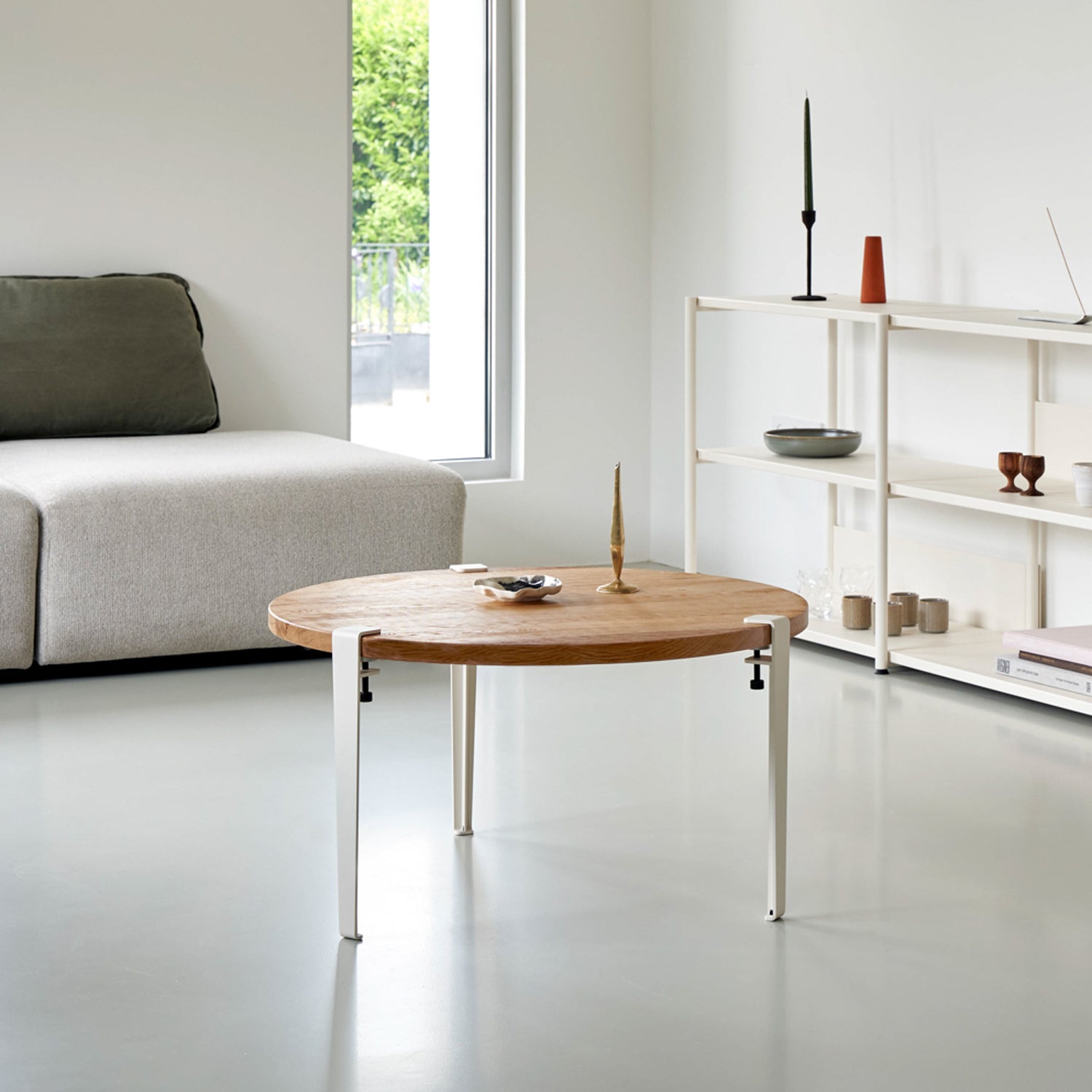 TIPTOE Round Coffee Table 80cm - Reclaimed Wood