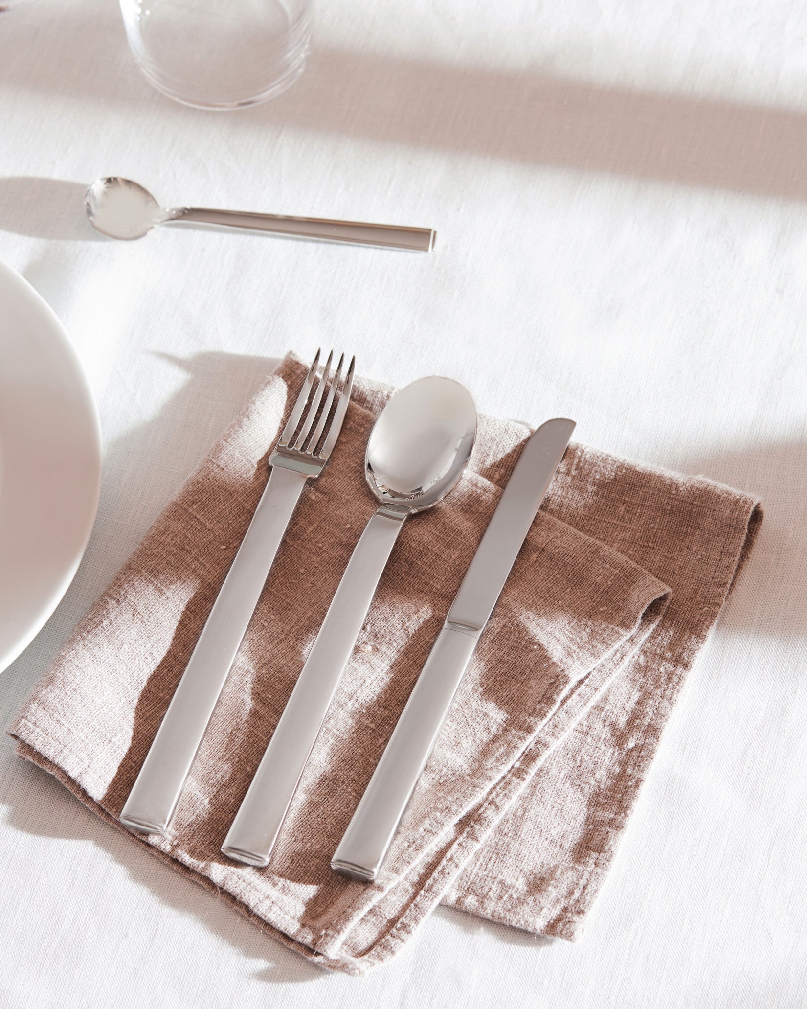 Alessi Rundes Modell Cutlery Set 24 Pieces – 313 Design Market