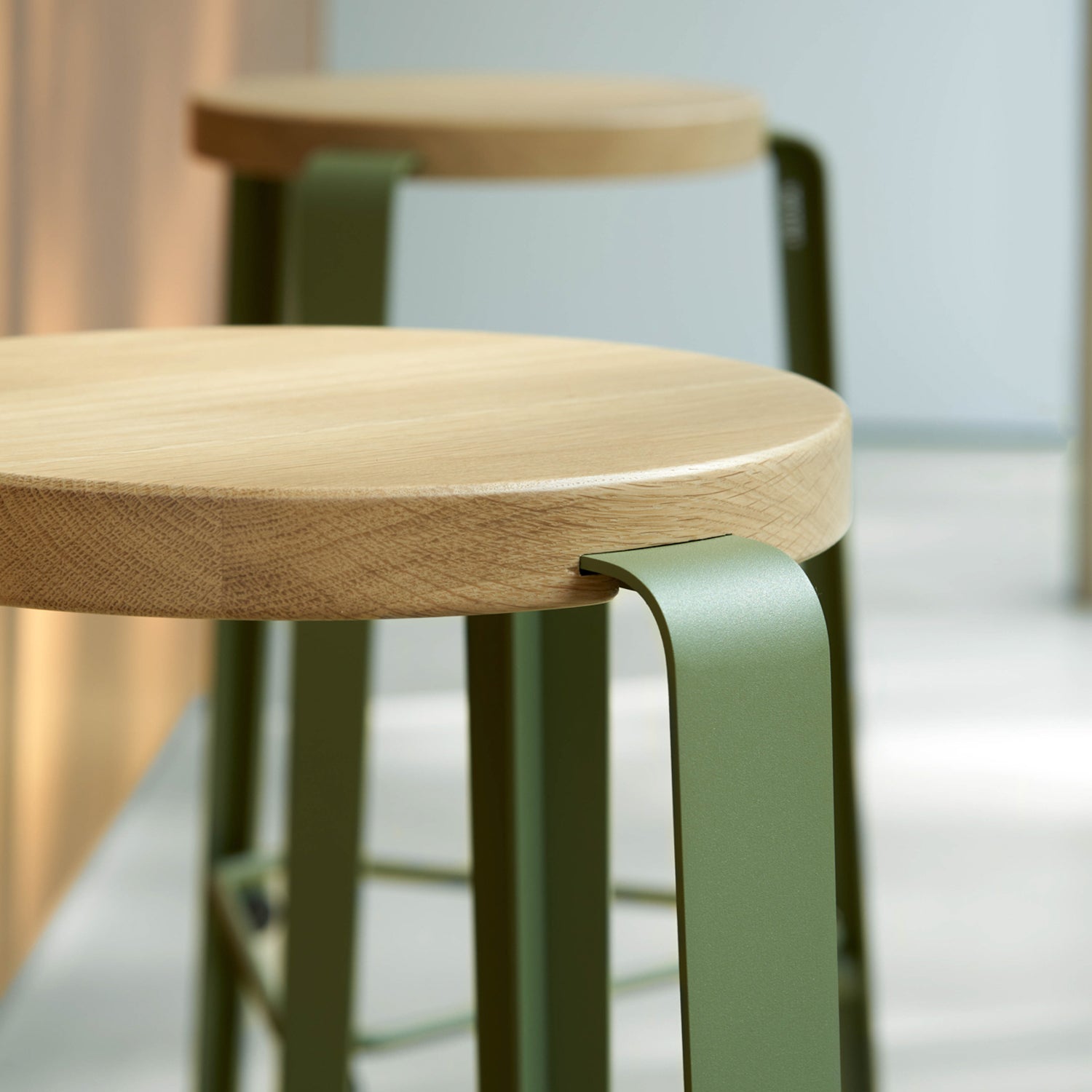 TIPTOE LOU Bar Stool - Solid Oak