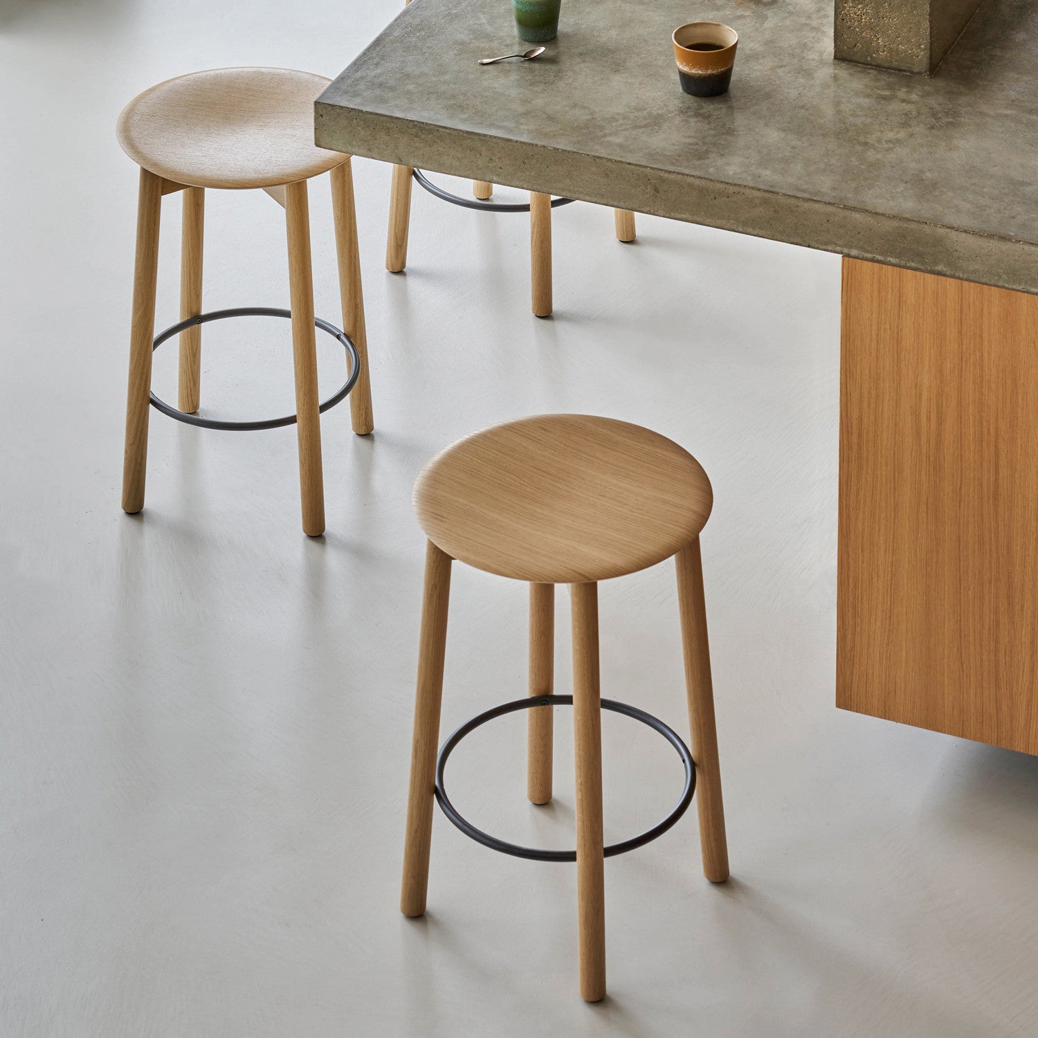 TIPTOE SSD full wood bar stool - eco-certified wood