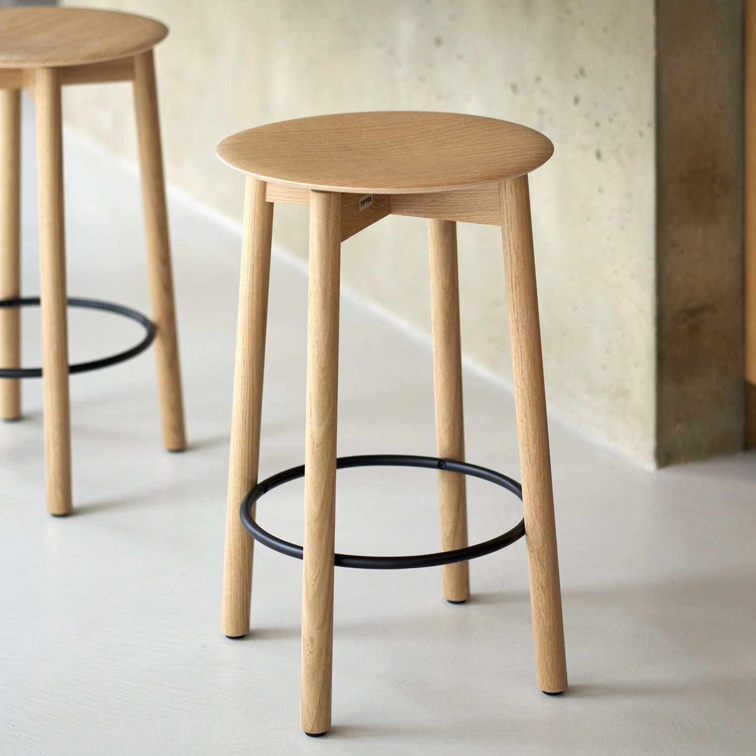 TIPTOE SSD full wood bar stool - eco-certified wood