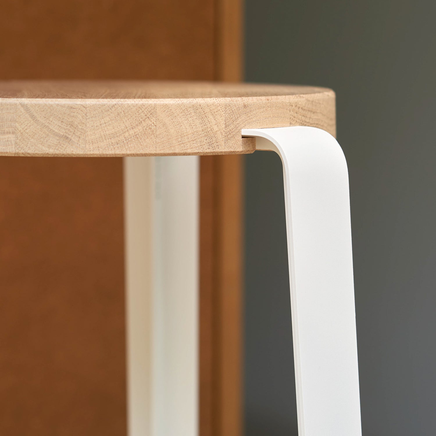 TIPTOE LOU Bar Stool - Solid Oak