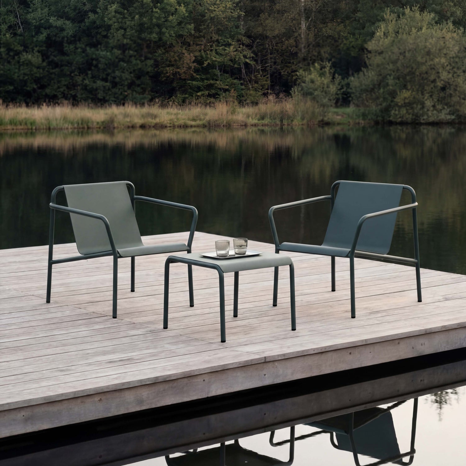 TIPTOE Outdoor Lounge Chair PANORAMA - Powder-Coated Steel