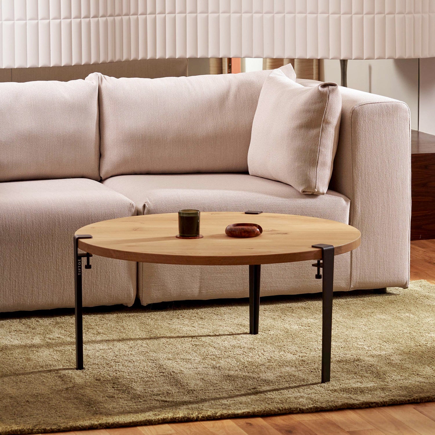 TIPTOE round coffee table diameter 90cm - solid oak