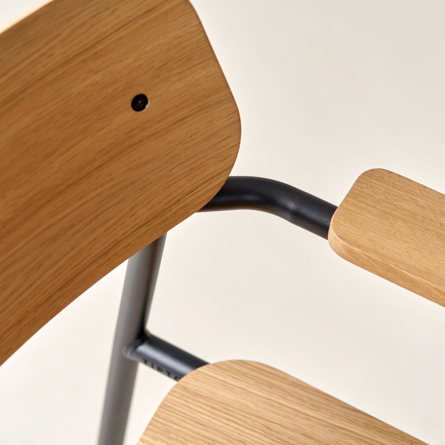TIPTOE ETUDE lounge chair