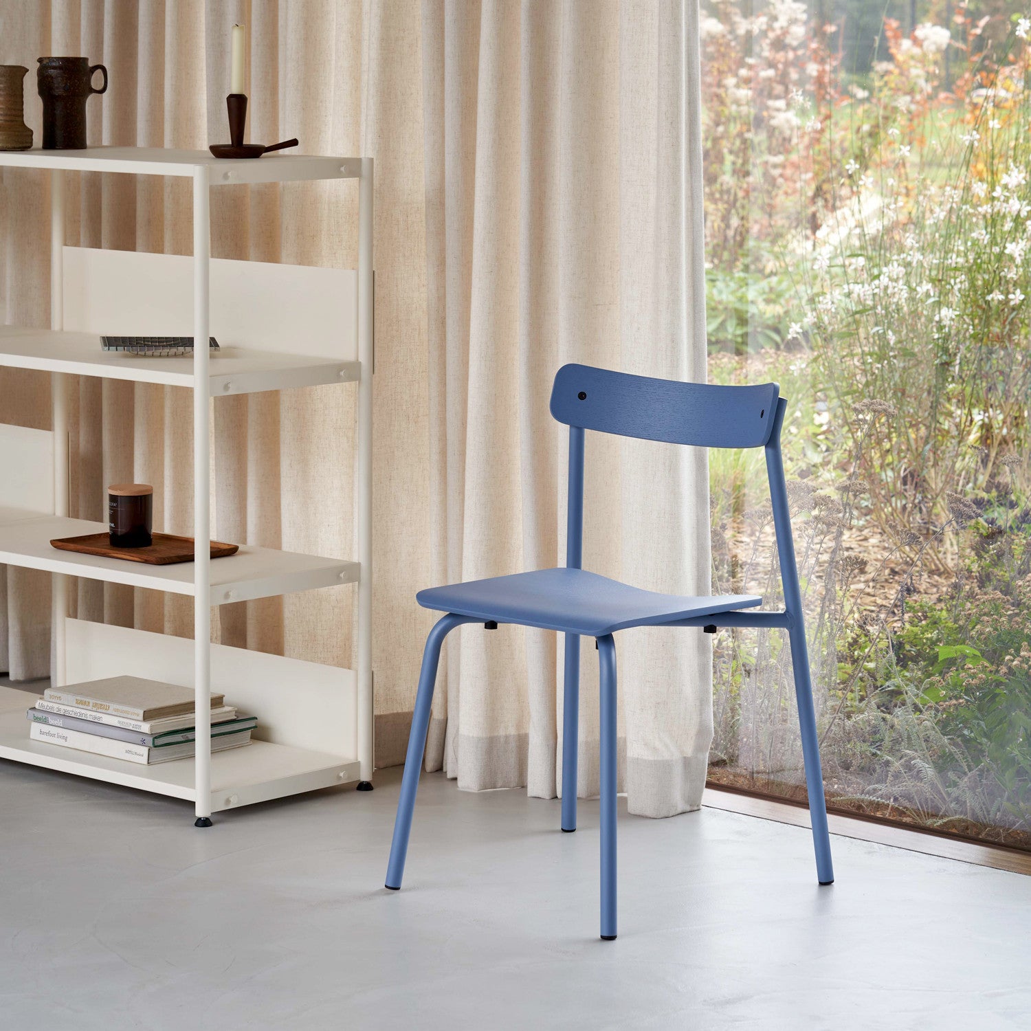 TIPTOE ETUDE chair - eco-certified wood