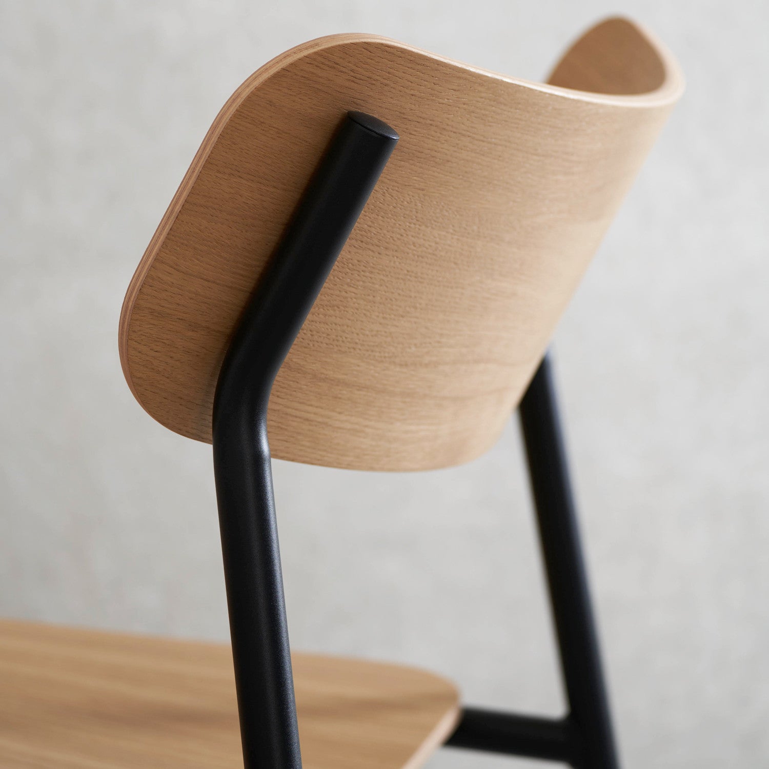 TIPTOE ETUDE lounge chair