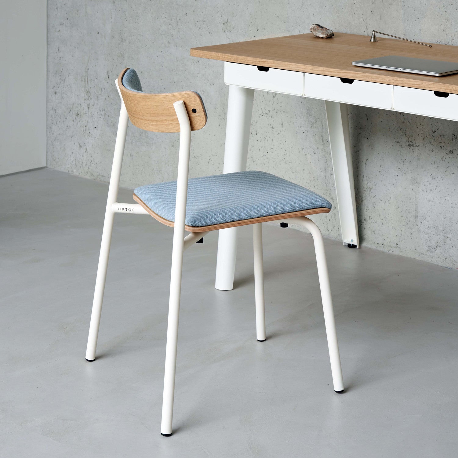 TIPTOE ETUDE chair - recycled fabric