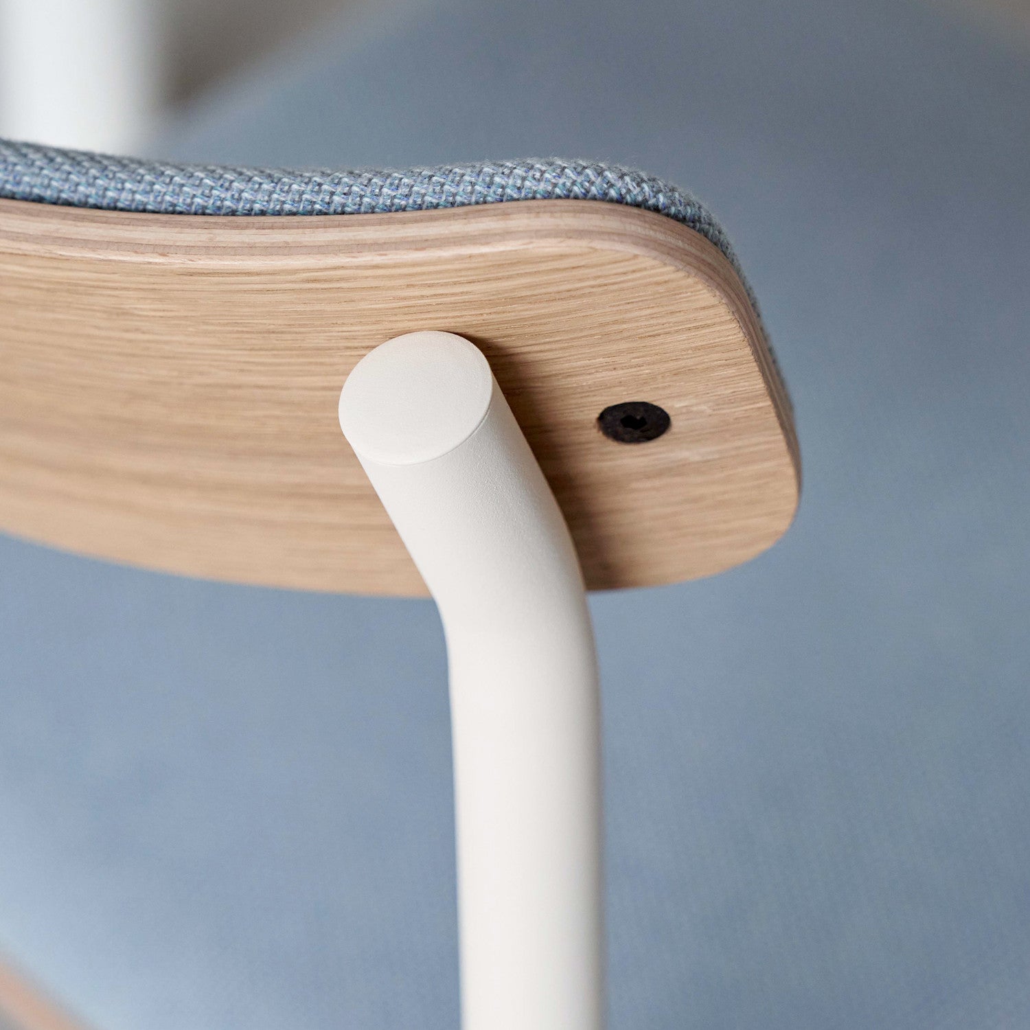 TIPTOE ETUDE chair - recycled fabric