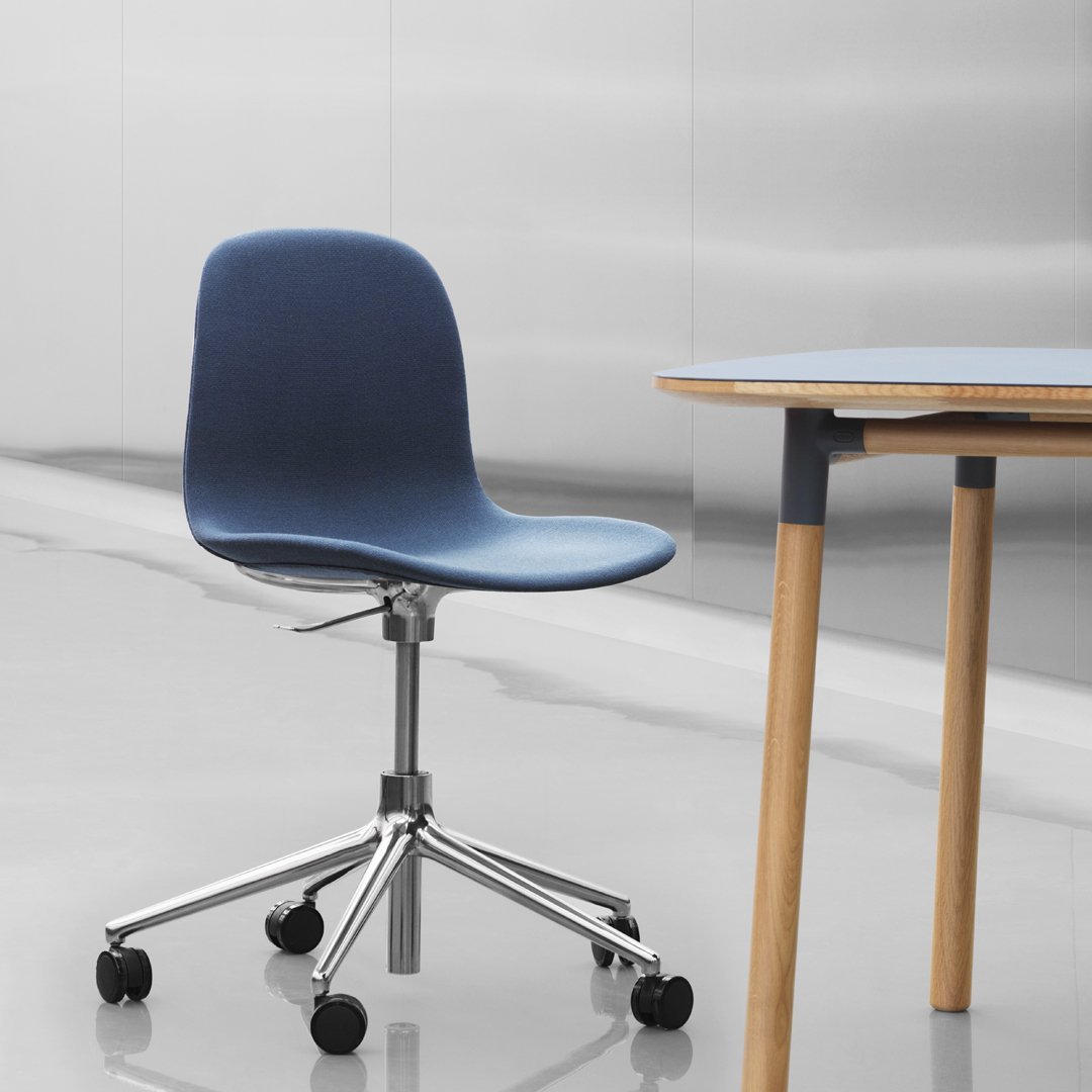 Normann Copenhagen Form Chair - 5W Swivel Base w/ Gaslift - Upholstered