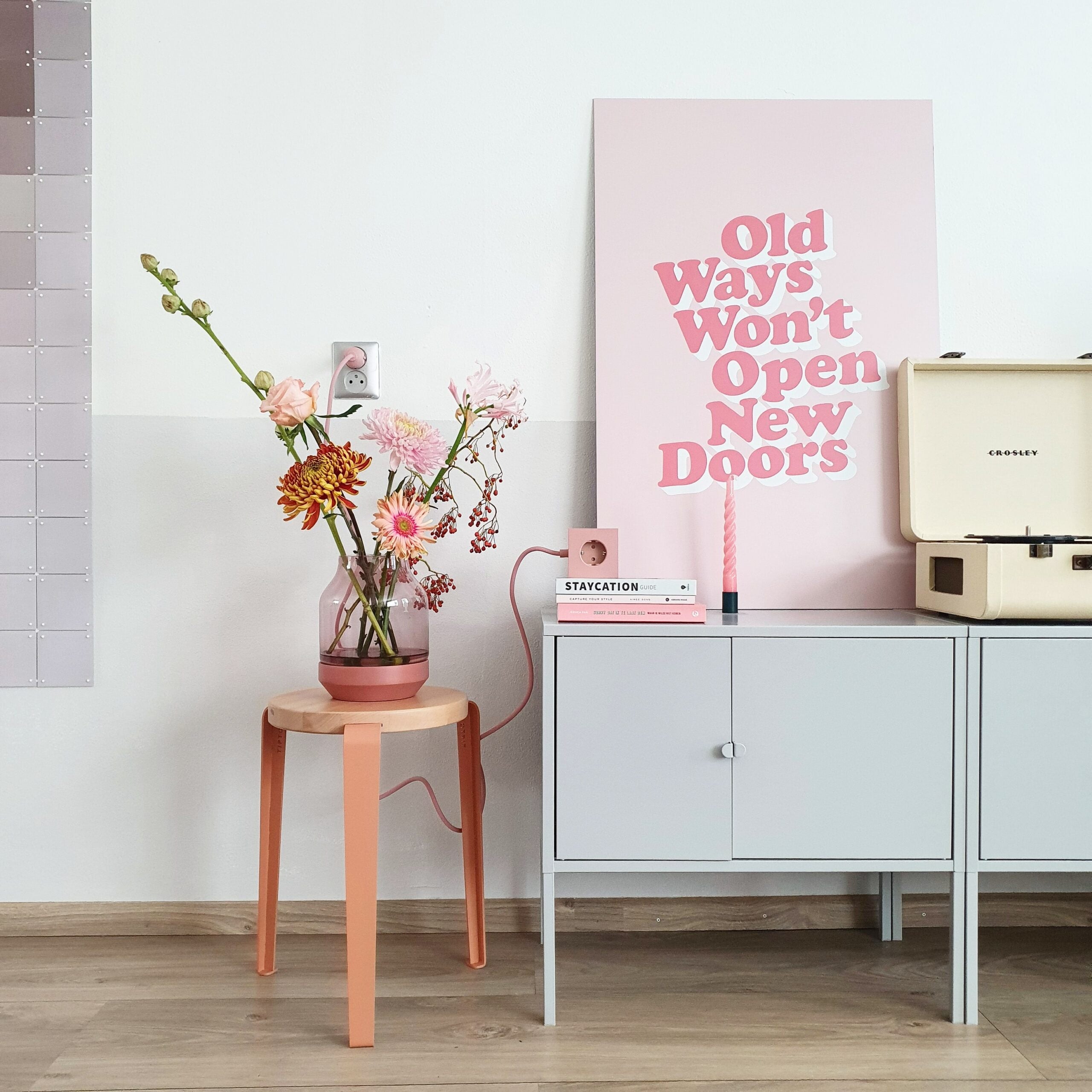 TIPTOE LOU stool - solid oak