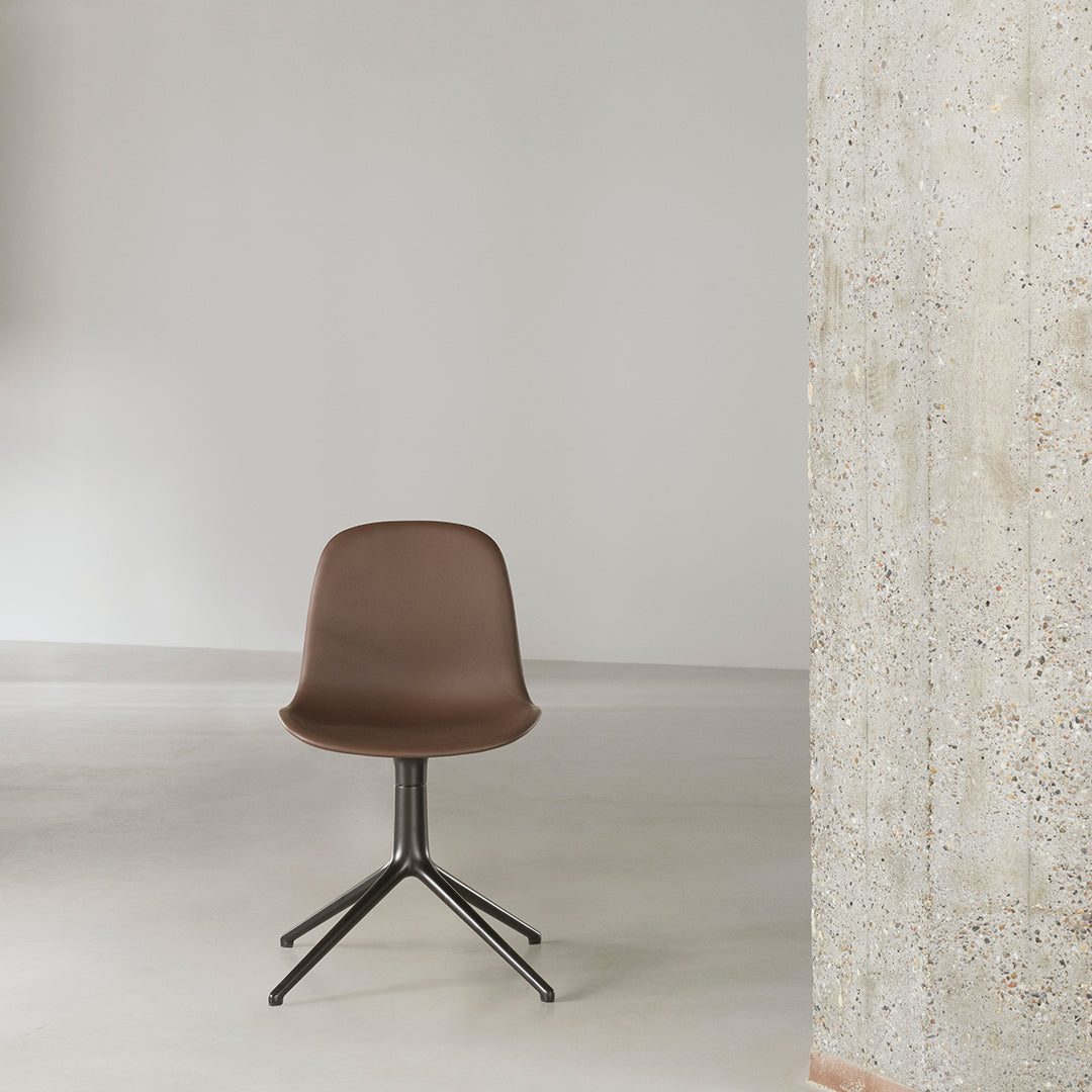 Normann Copenhagen Form Chair - 4L Swivel Base - Upholstered