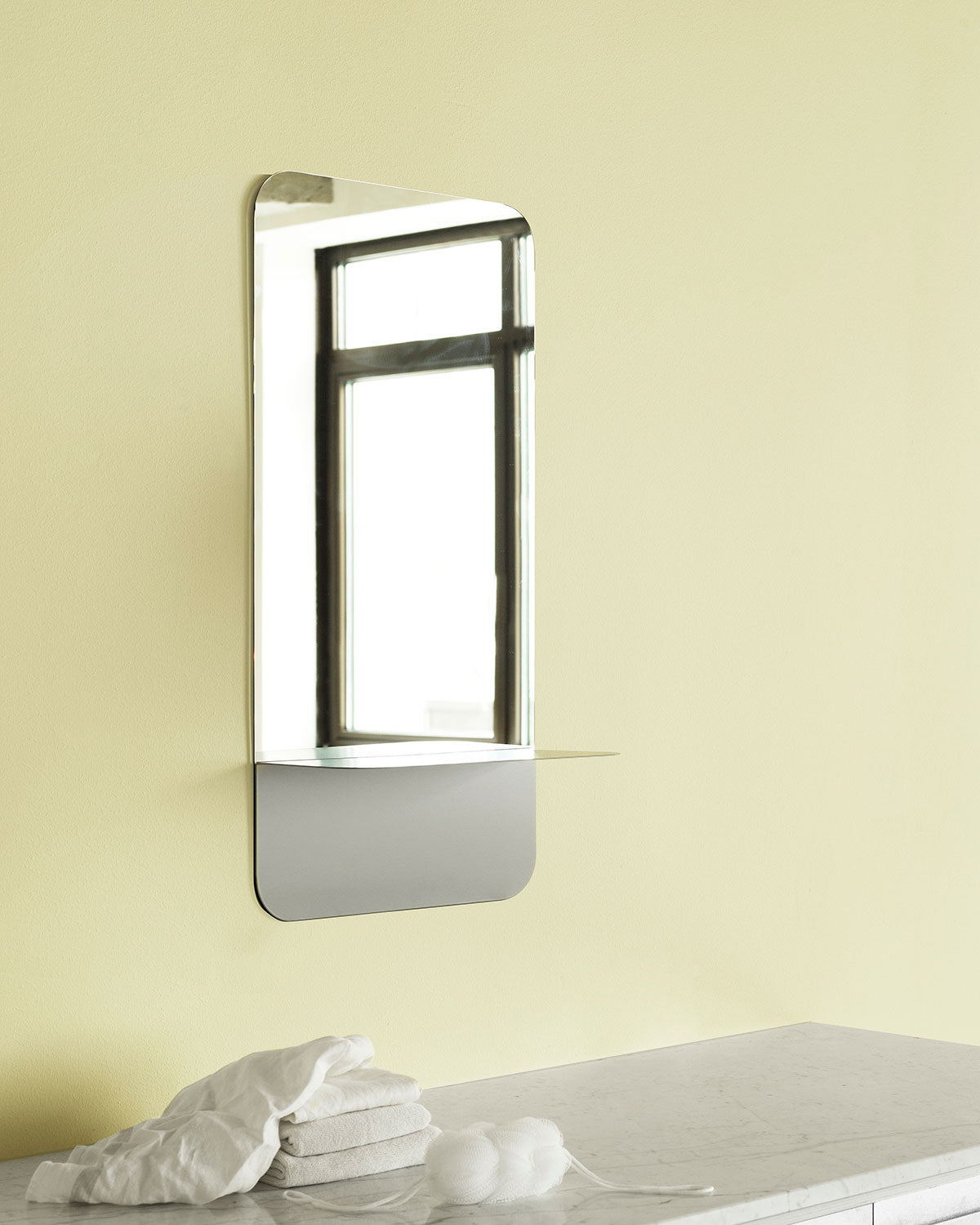 Normann Copenhagen Horizon Mirror - Vertical