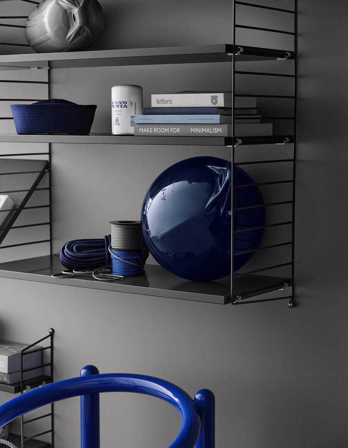 Shelf w78 x d30 cm in Dark grey, room setting
