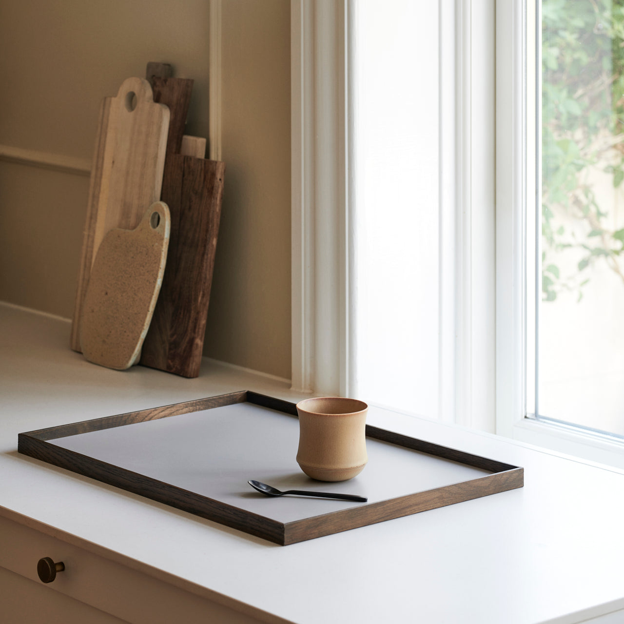 Gejst Frame tray large, smoked oak/grey