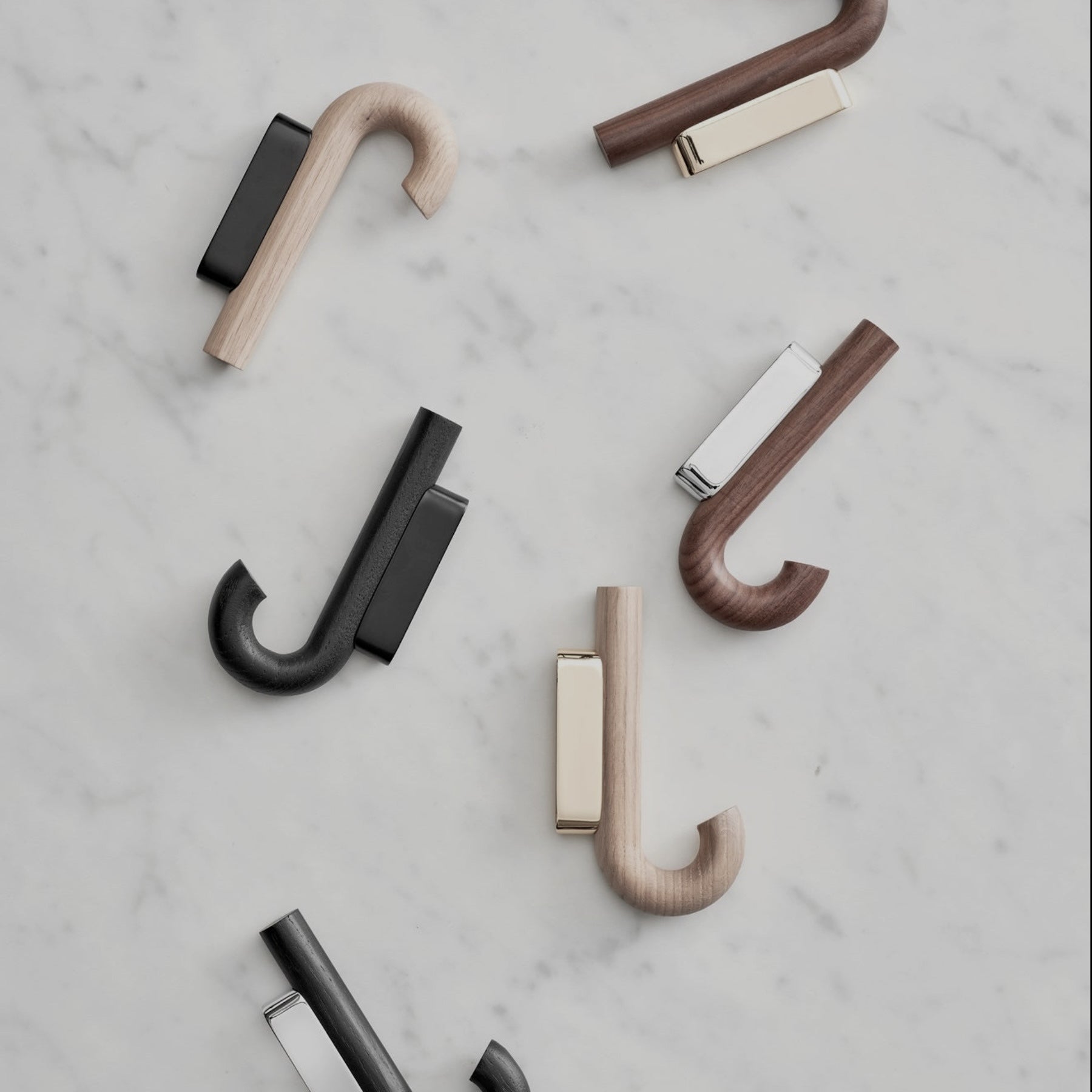 Gejst Hook Mini, black oak-chrome