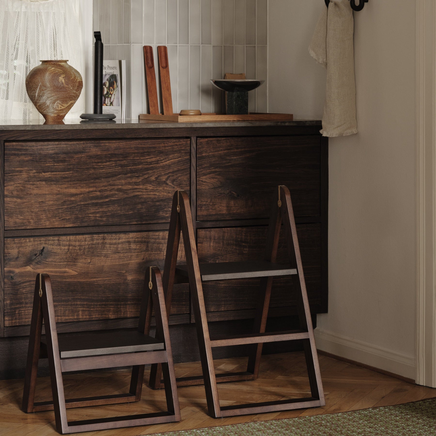Gejst Reech Step Stool, Dark Ash