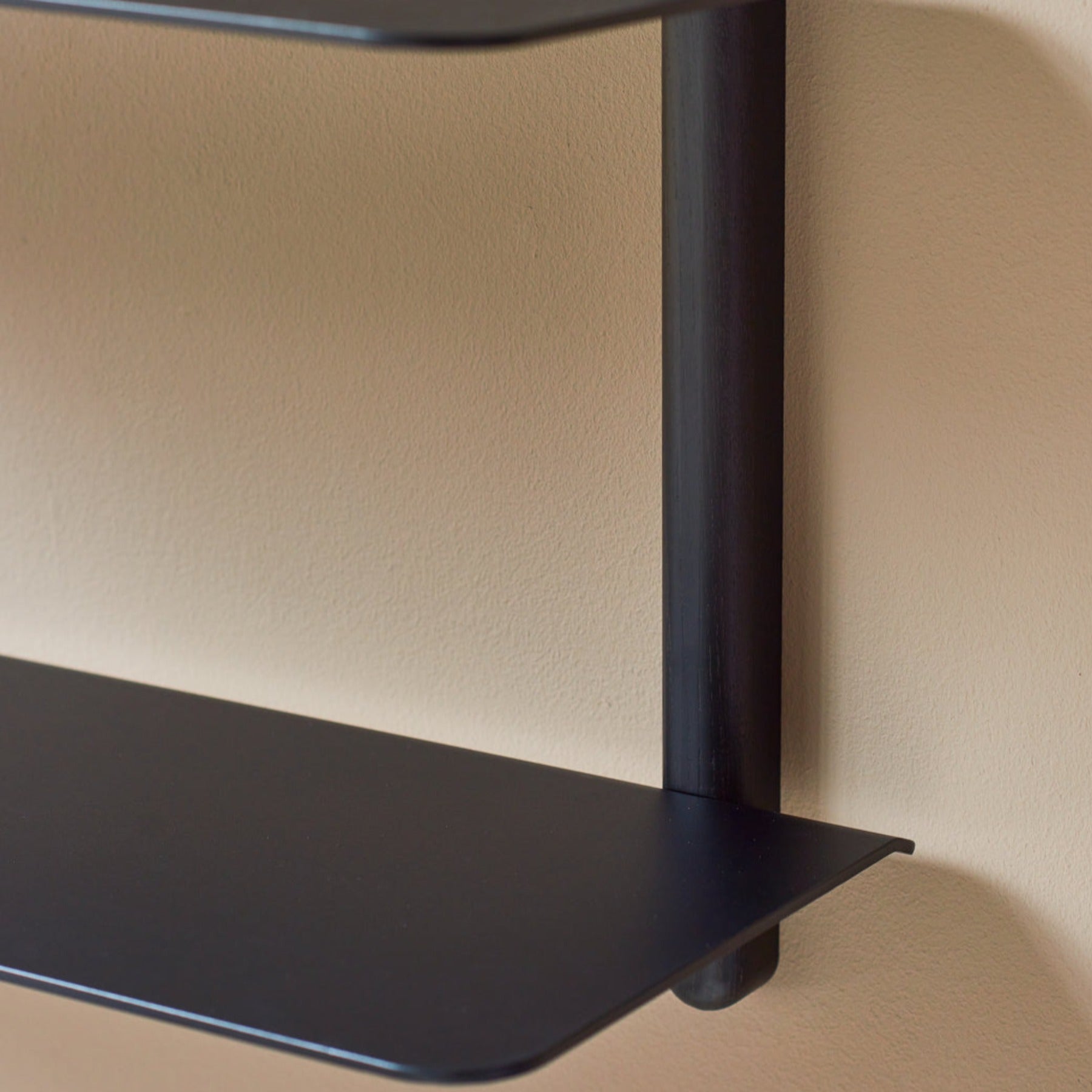 Gejst Nivo Shelf Large A - black ash/ black