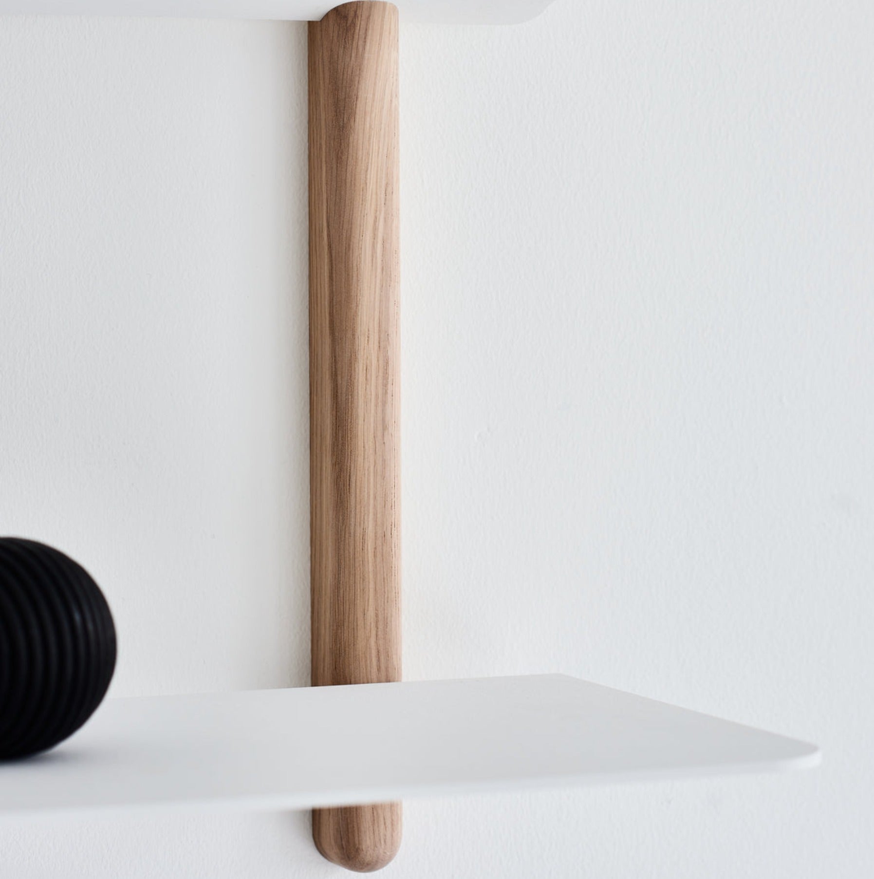 Gejst Nivo Shelf Large F - light oak / white