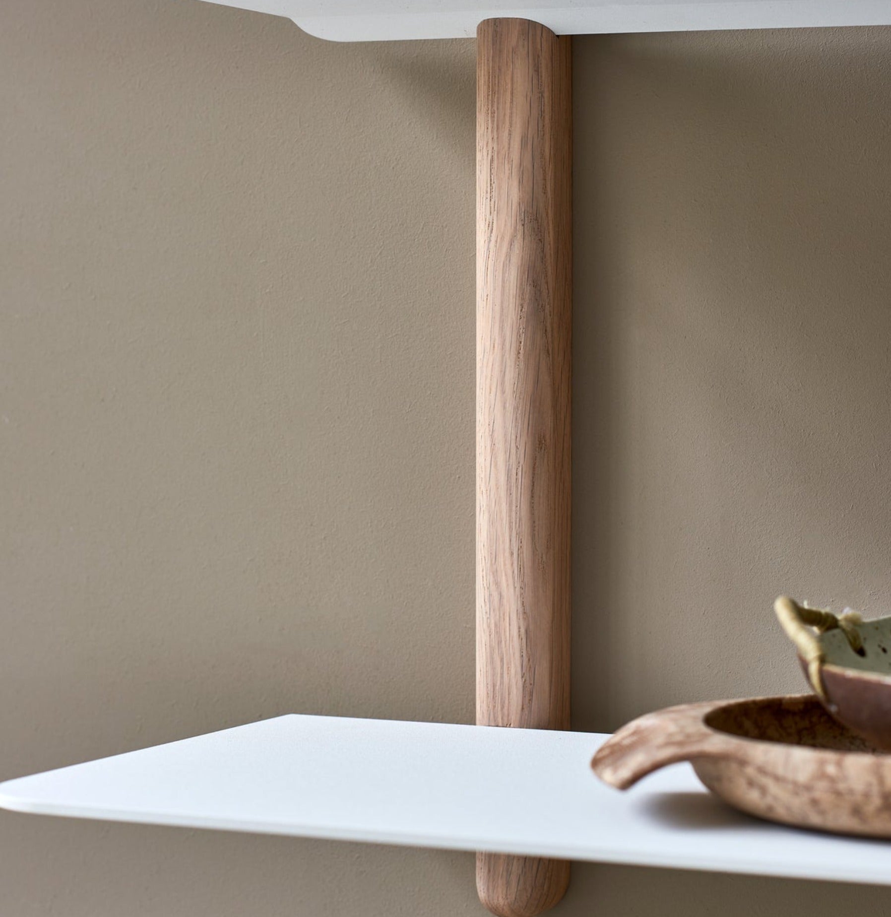 Gejst Nivo Shelf Large F - light oak / white