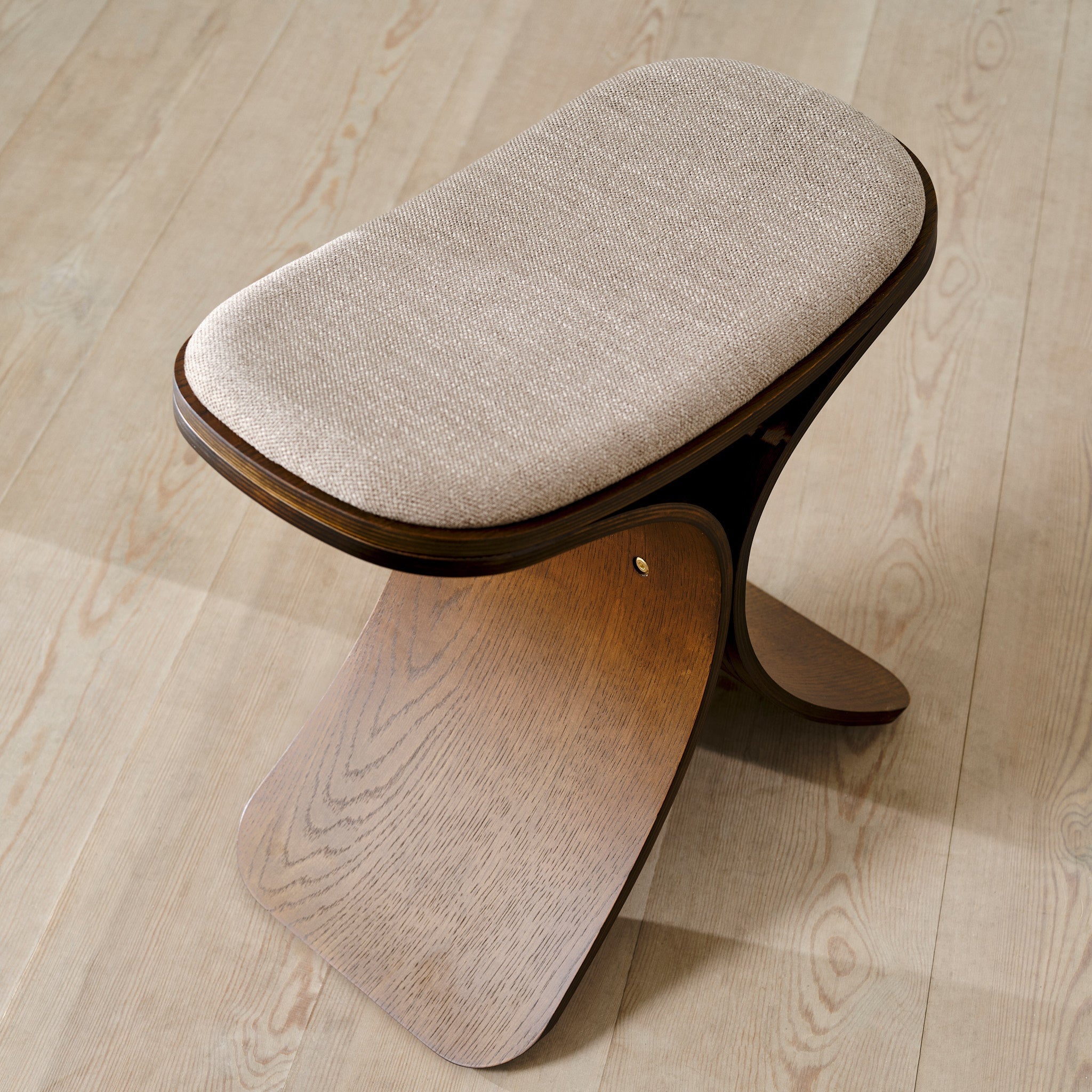 Gejst Luno Stool Dark Oak/ Dark Beige Seat