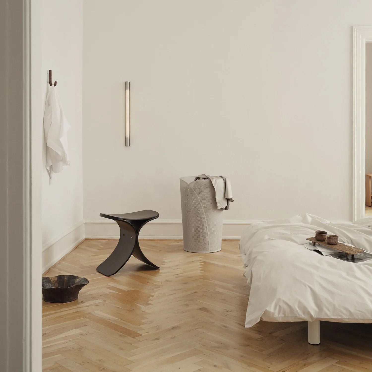 Gejst Luno Stool Dark Oak