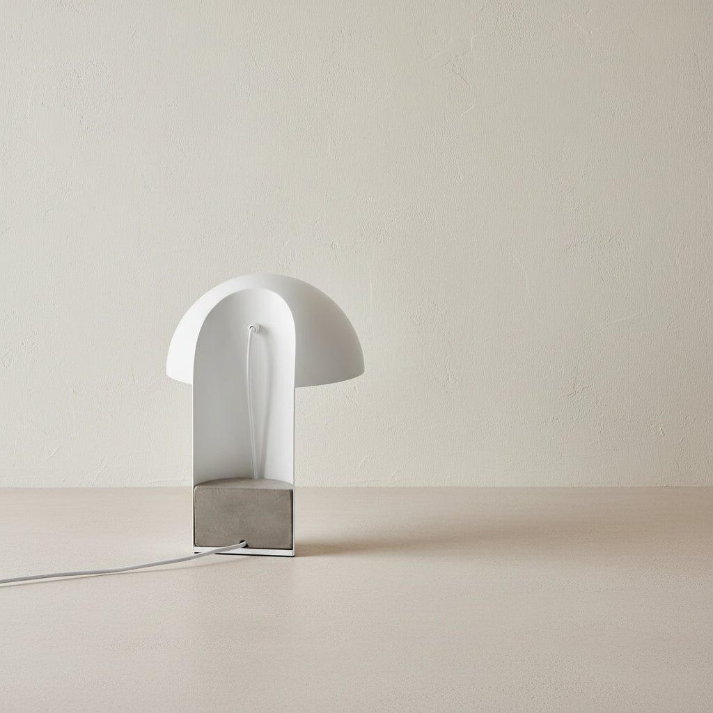 Gejst Leery table lamp, white