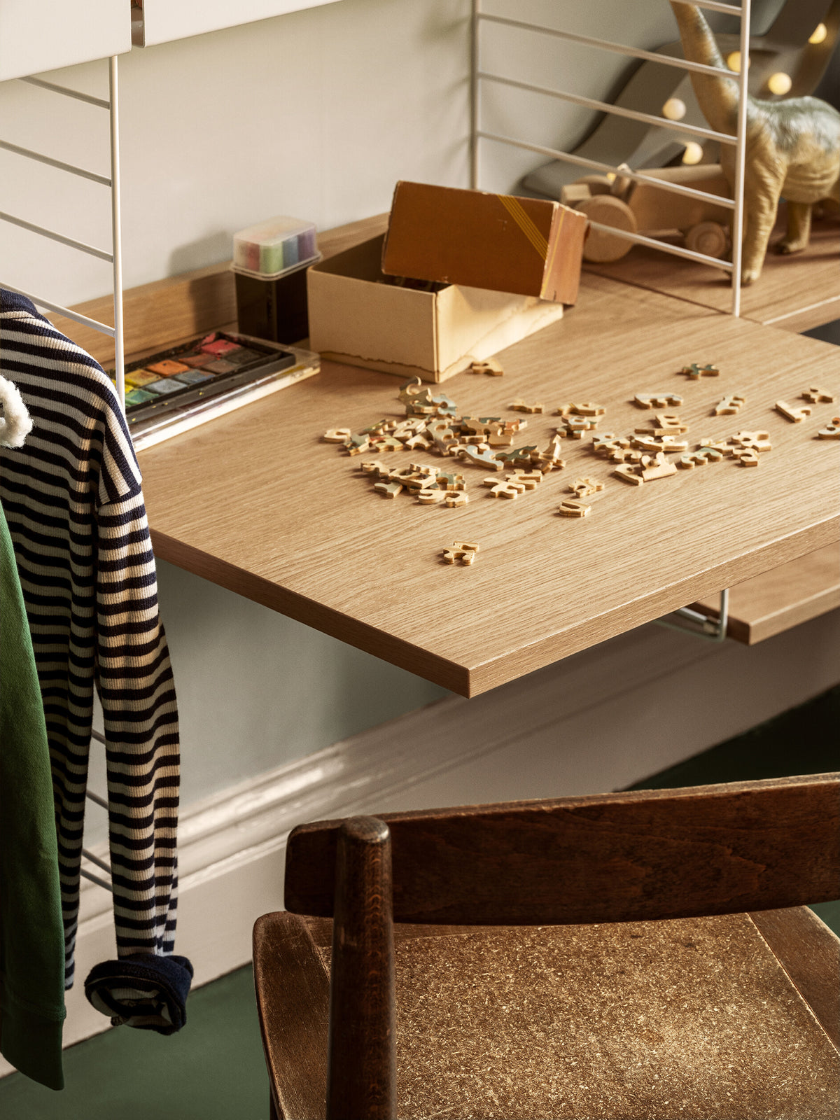 Work Desk w58 x d58 cm in Oak, room setting