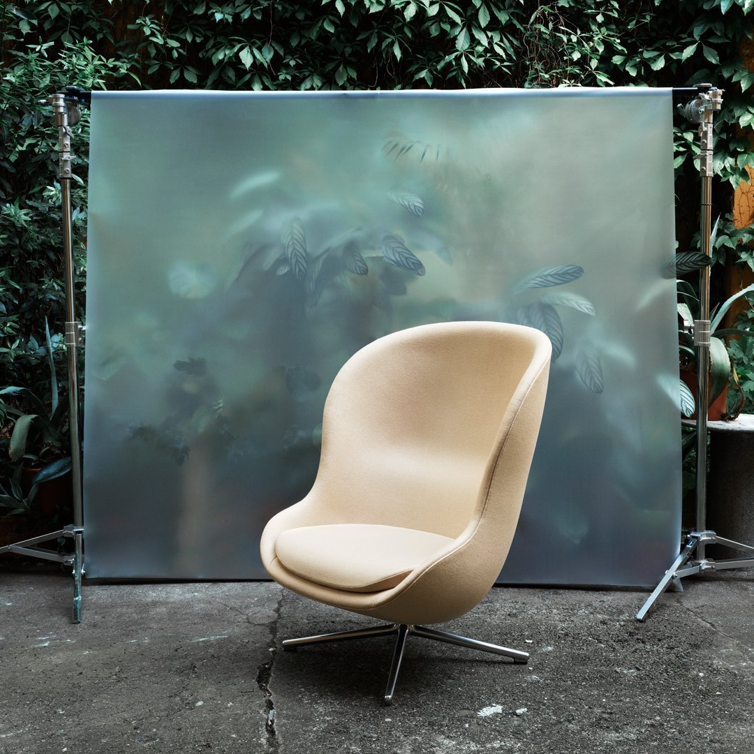 Normann Copenhagen Hyg Lounge Chair High - Swivel Base