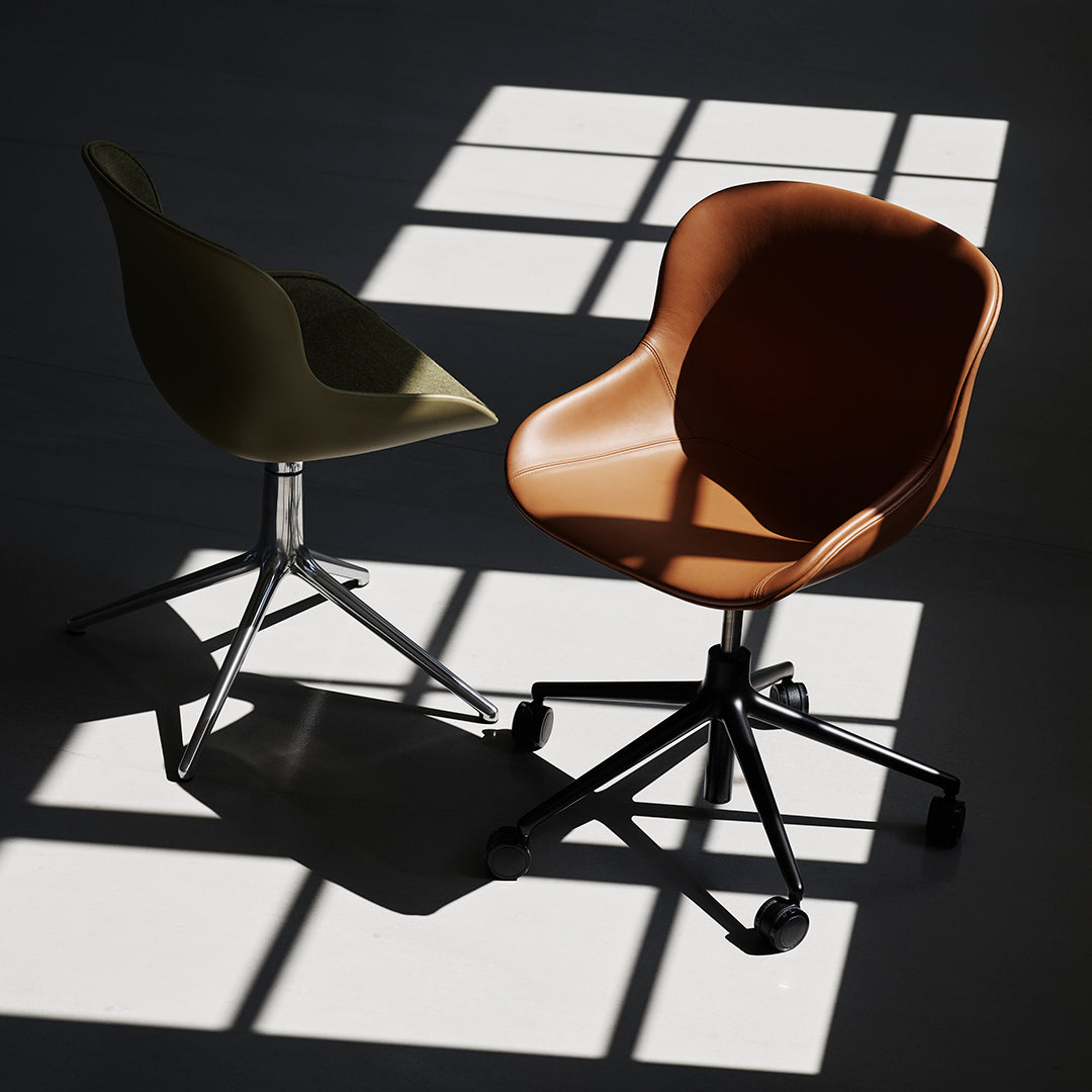 Normann Copenhagen Hyg Chair - 4L Swivel Base - Fully Upholstered