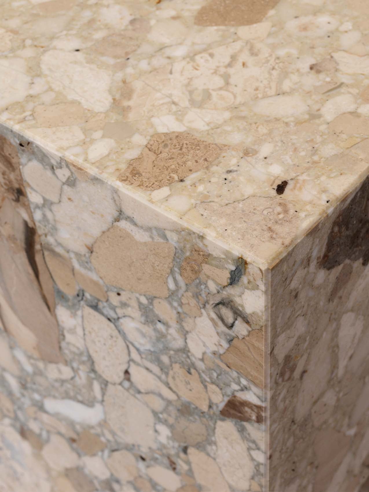 Audo Plinth Cubic