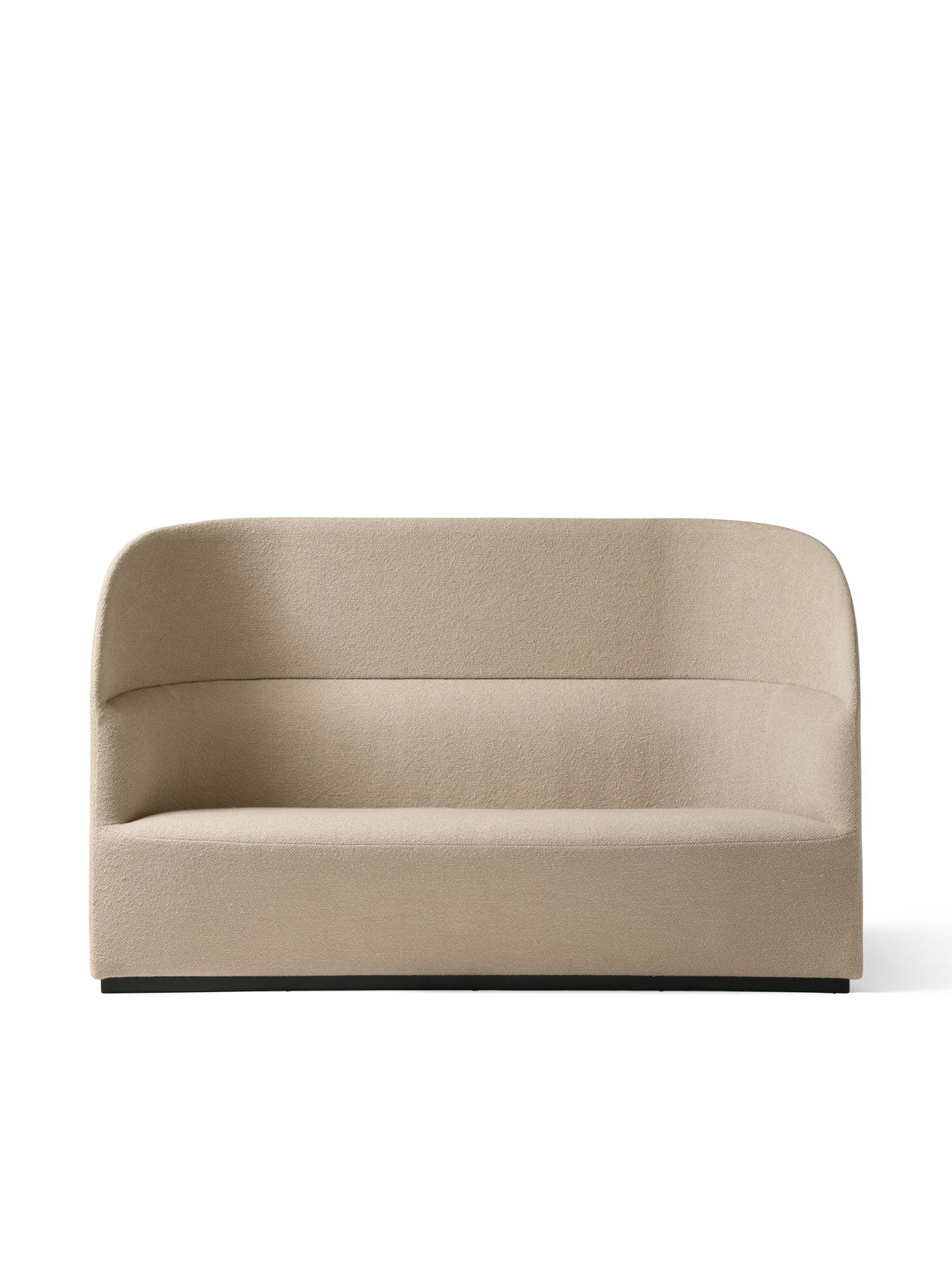 Audo Tearoom Sofa, High Back w/US Power Outlet